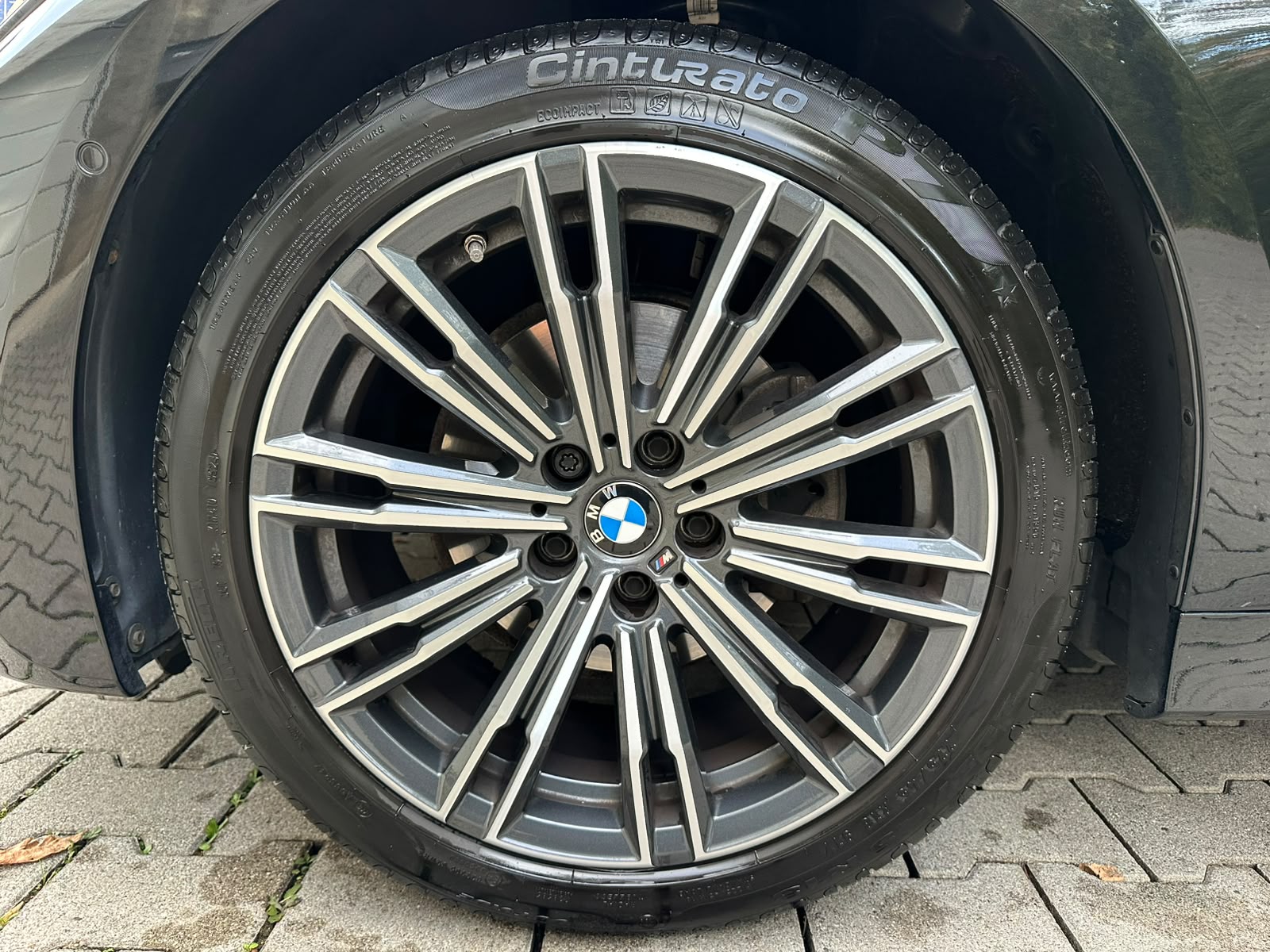BMW 320d xDrive 48V Touring M Sport Steptronic-image-9
