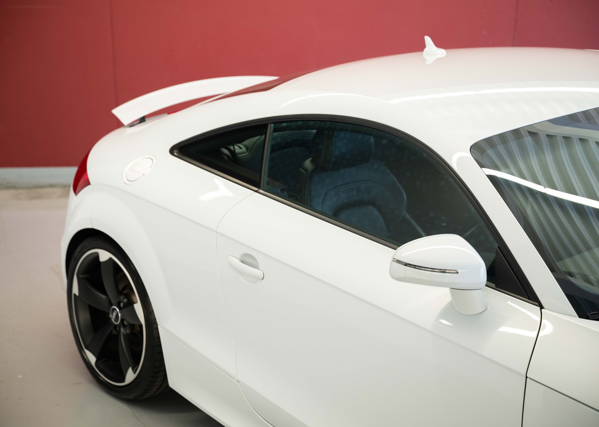AUDI TT RS Roadster 2.5 TFSI quattro (1st hand, German car, full service history, fantastic condition)-image-12