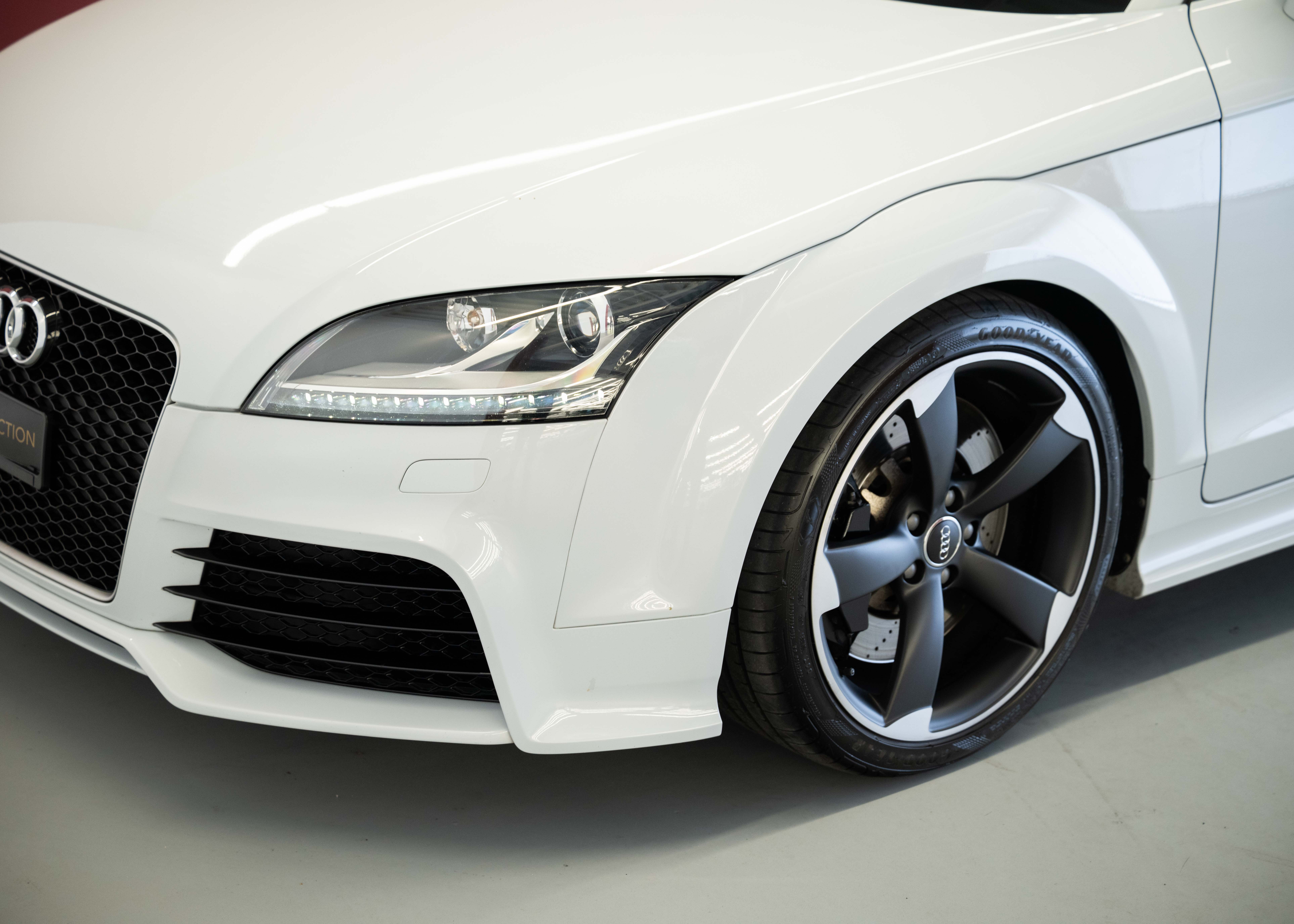 Image AUDI TT TT RS Coupé 2.5 TFSI quattro (1st hand, German car, full service history, fantastic condition)