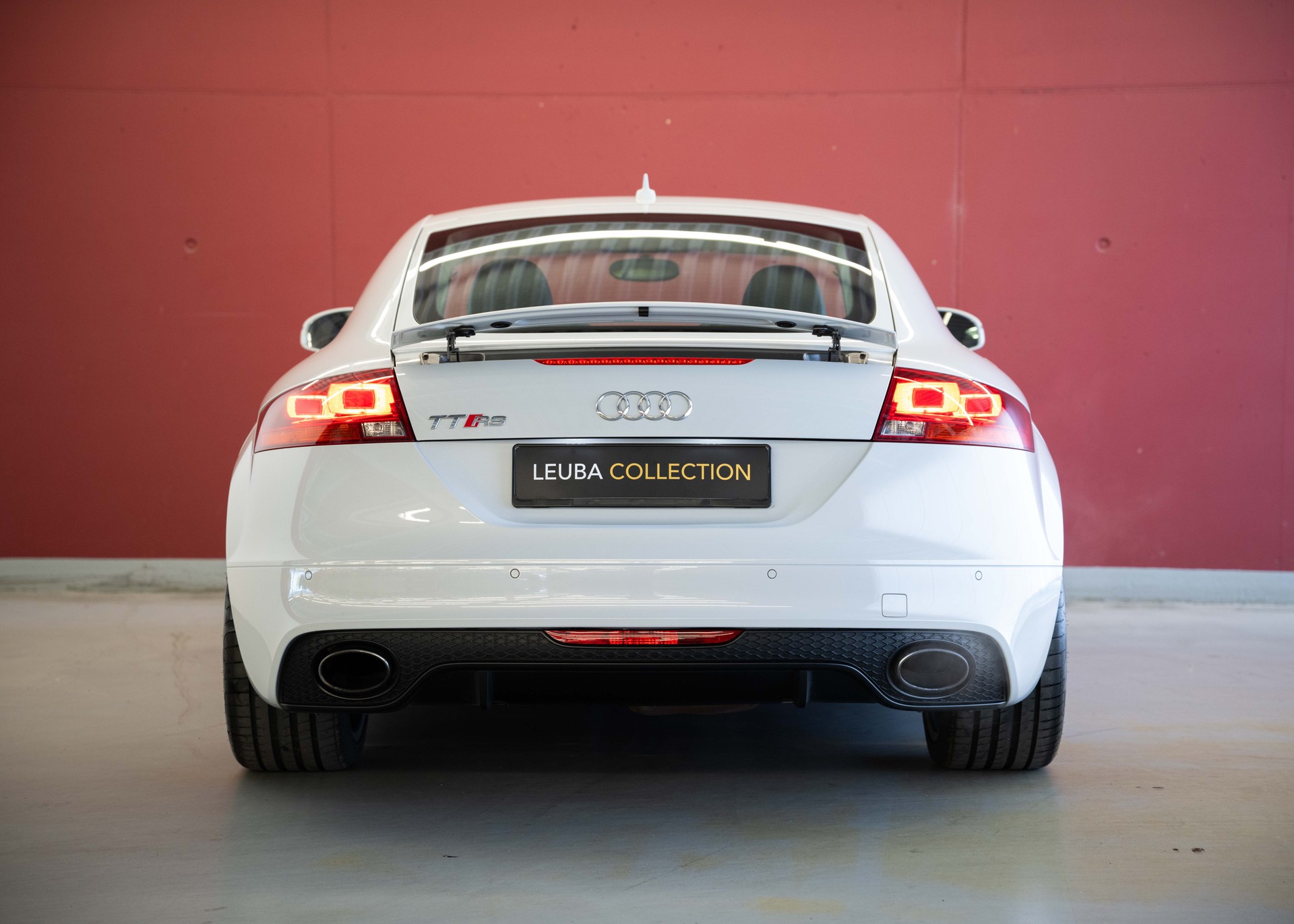 AUDI TT RS Roadster 2.5 TFSI quattro (1st hand, German car, full service history, fantastic condition)-image-3
