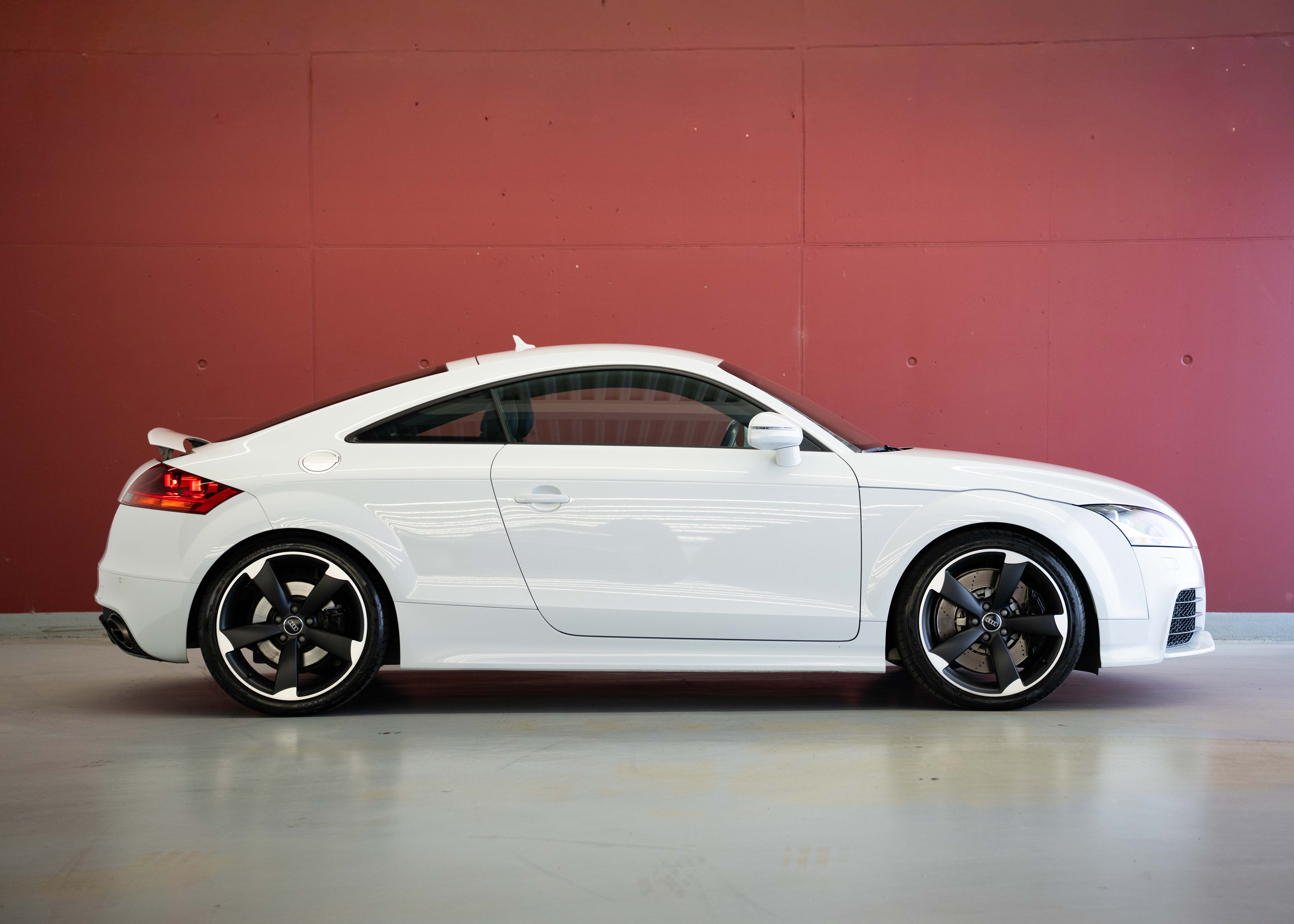 Image AUDI TT TT RS Coupé 2.5 TFSI quattro (1st hand, German car, full service history, fantastic condition)