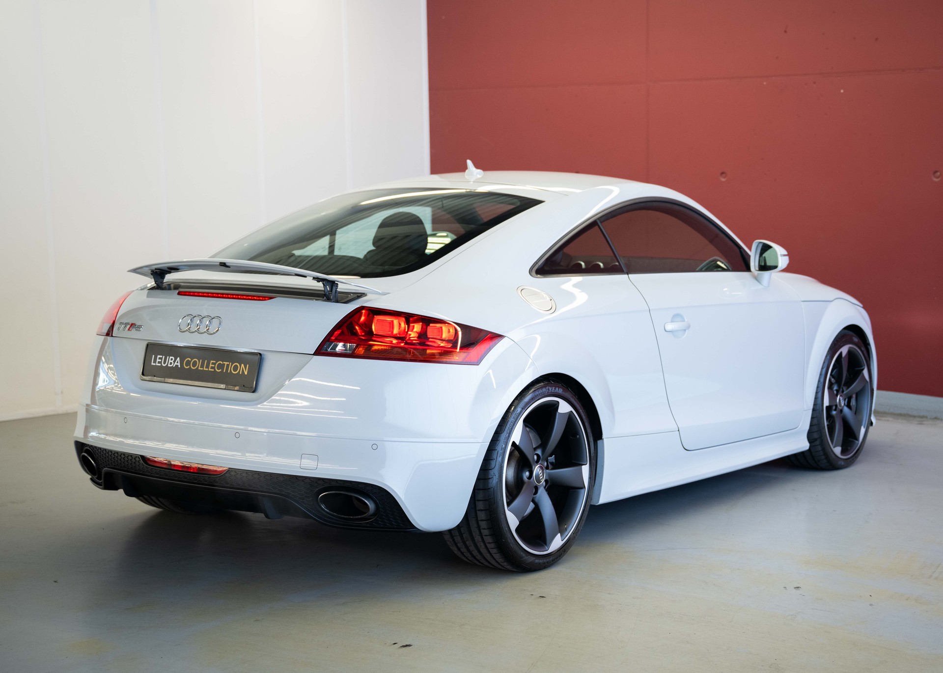 AUDI TT RS Roadster 2.5 TFSI quattro (1st hand, German car, full service history, fantastic condition)-image-5