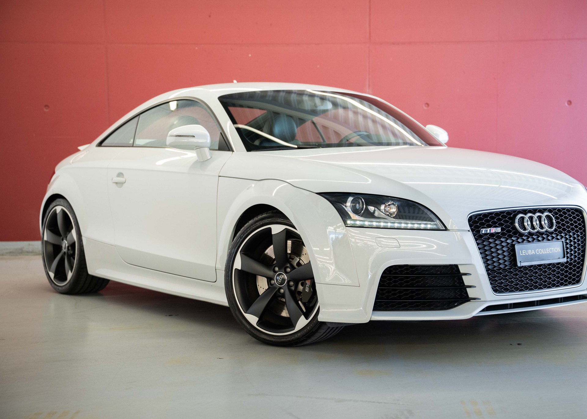 AUDI TT RS Roadster 2.5 TFSI quattro (1st hand, German car, full service history, fantastic condition)-image-9