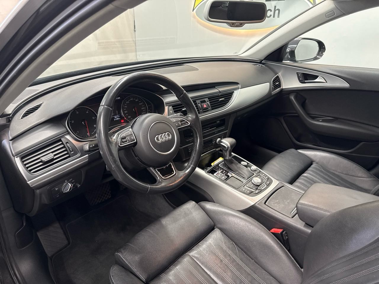 AUDI A6 Avant 2.0 TDI multitronic-showroom-element-2