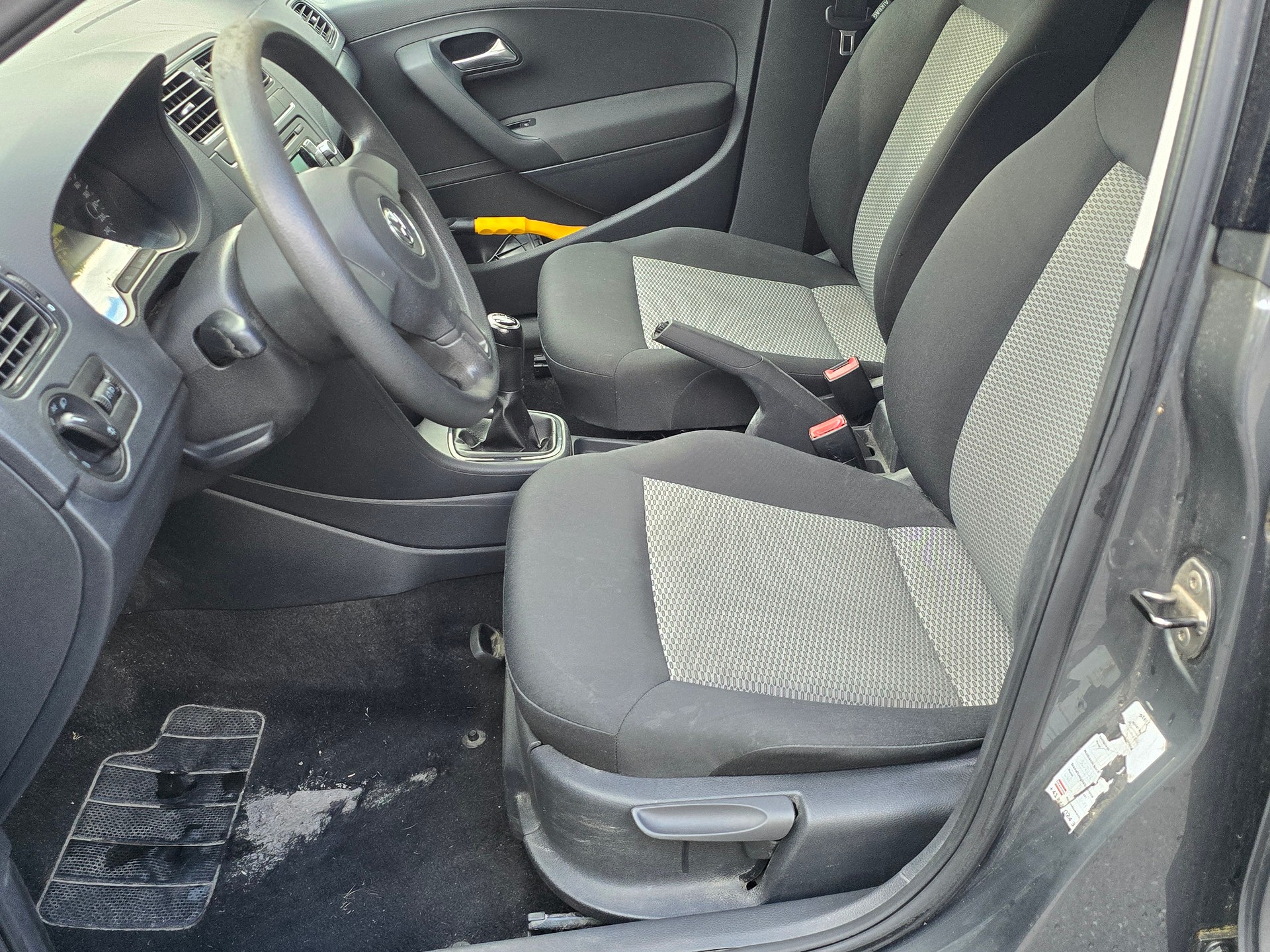 VW Polo 1.2 TDI Comfortline-image-8