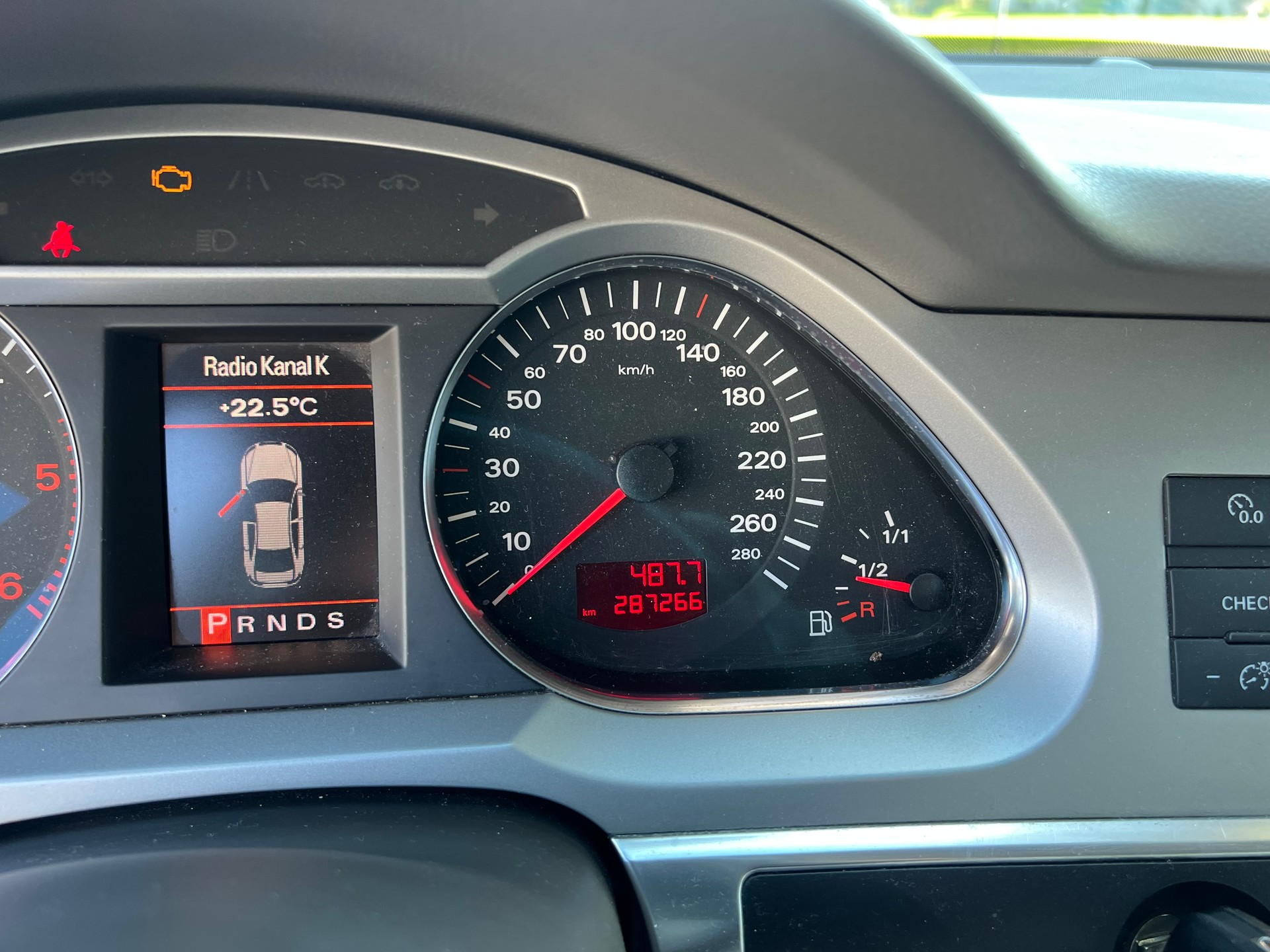 AUDI A6 Limousine 3.0 V6 TDI 4x4 ***Automatik * Navigation * Klima * Teilleder ***-image-11