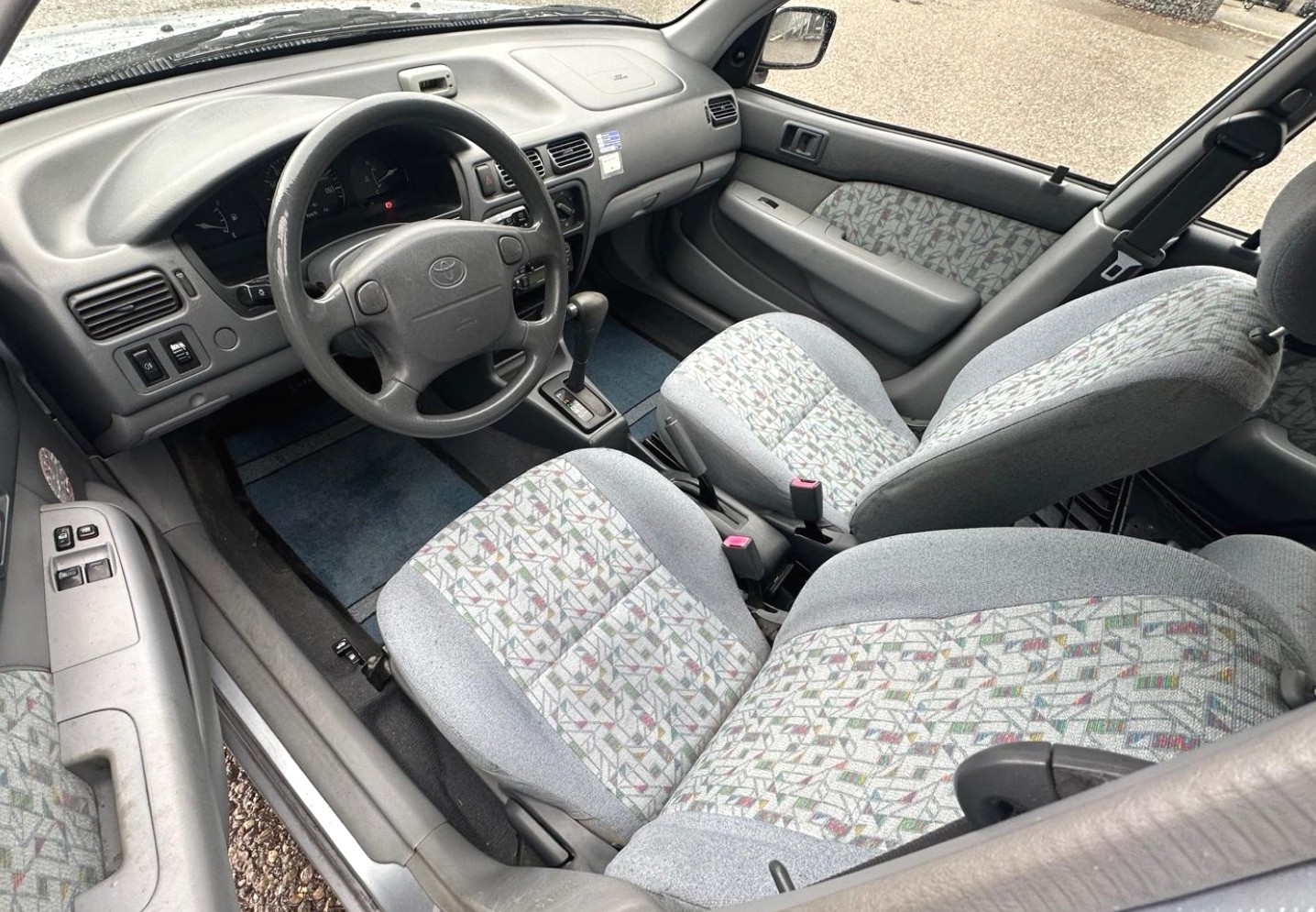 TOYOTA Toyota Starlet 1.3 16V Automat – frisch ab MFK & Service-image-5