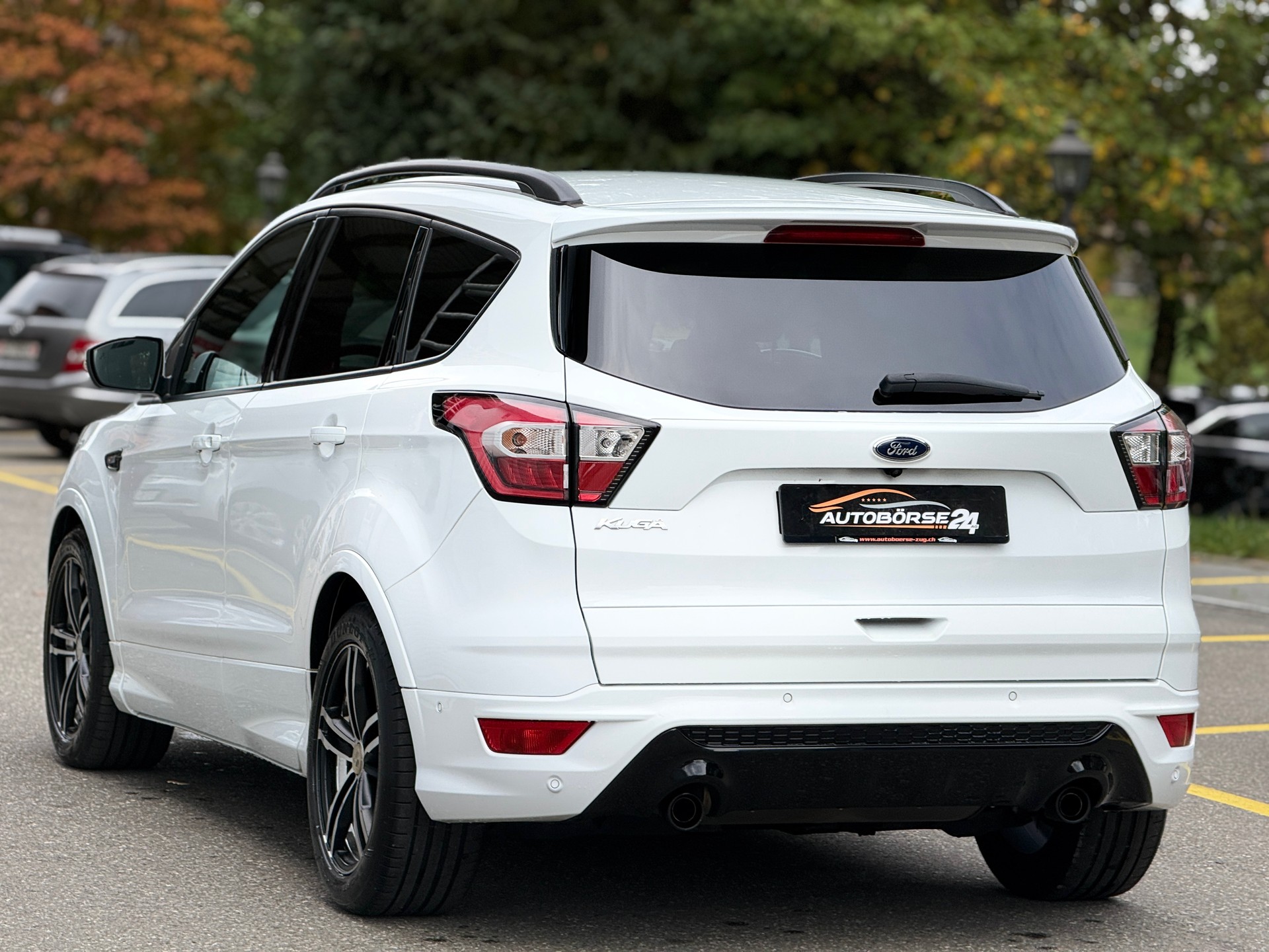 FORD Kuga 2.0 TDCi ST Line 4WD PowerShift-image-3