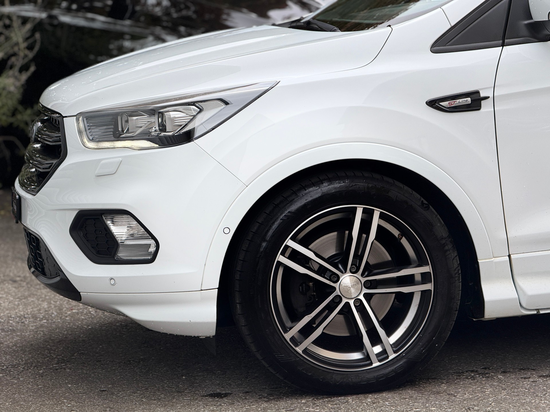 FORD Kuga 2.0 TDCi ST Line 4WD PowerShift-image-6