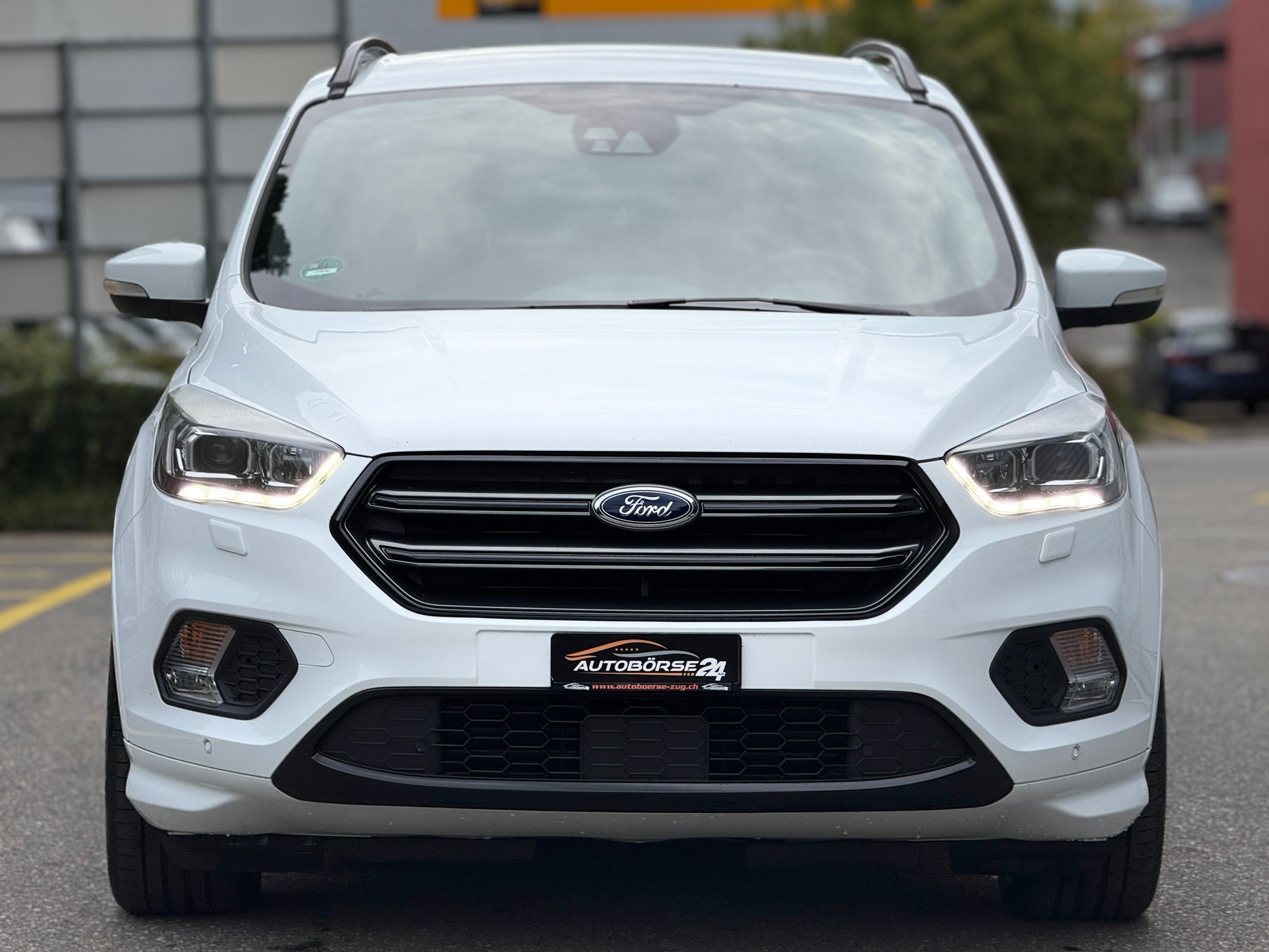 FORD Kuga 2.0 TDCi ST Line 4WD PowerShift-image-2