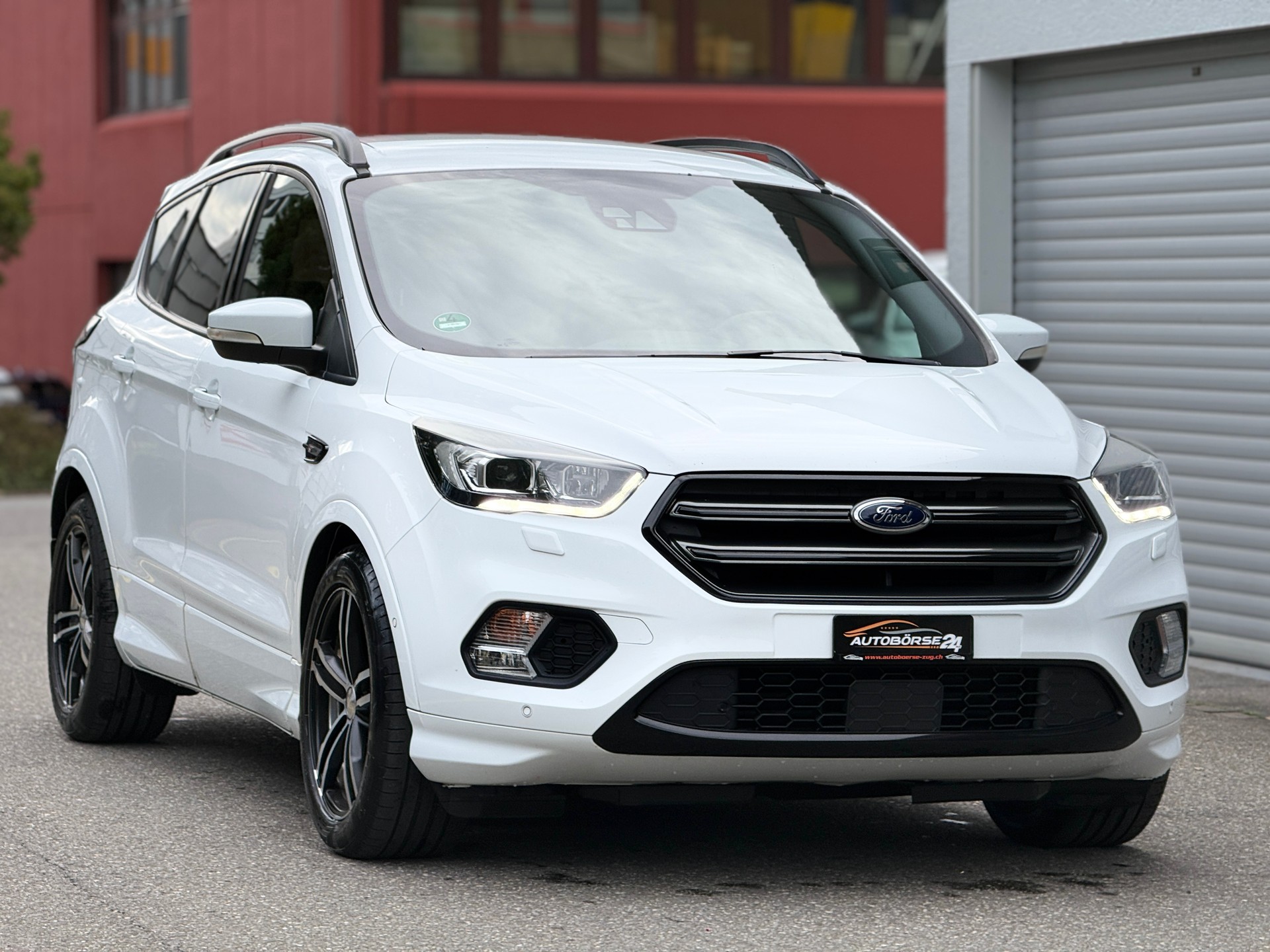 FORD Kuga 2.0 TDCi ST Line 4WD PowerShift-image-1