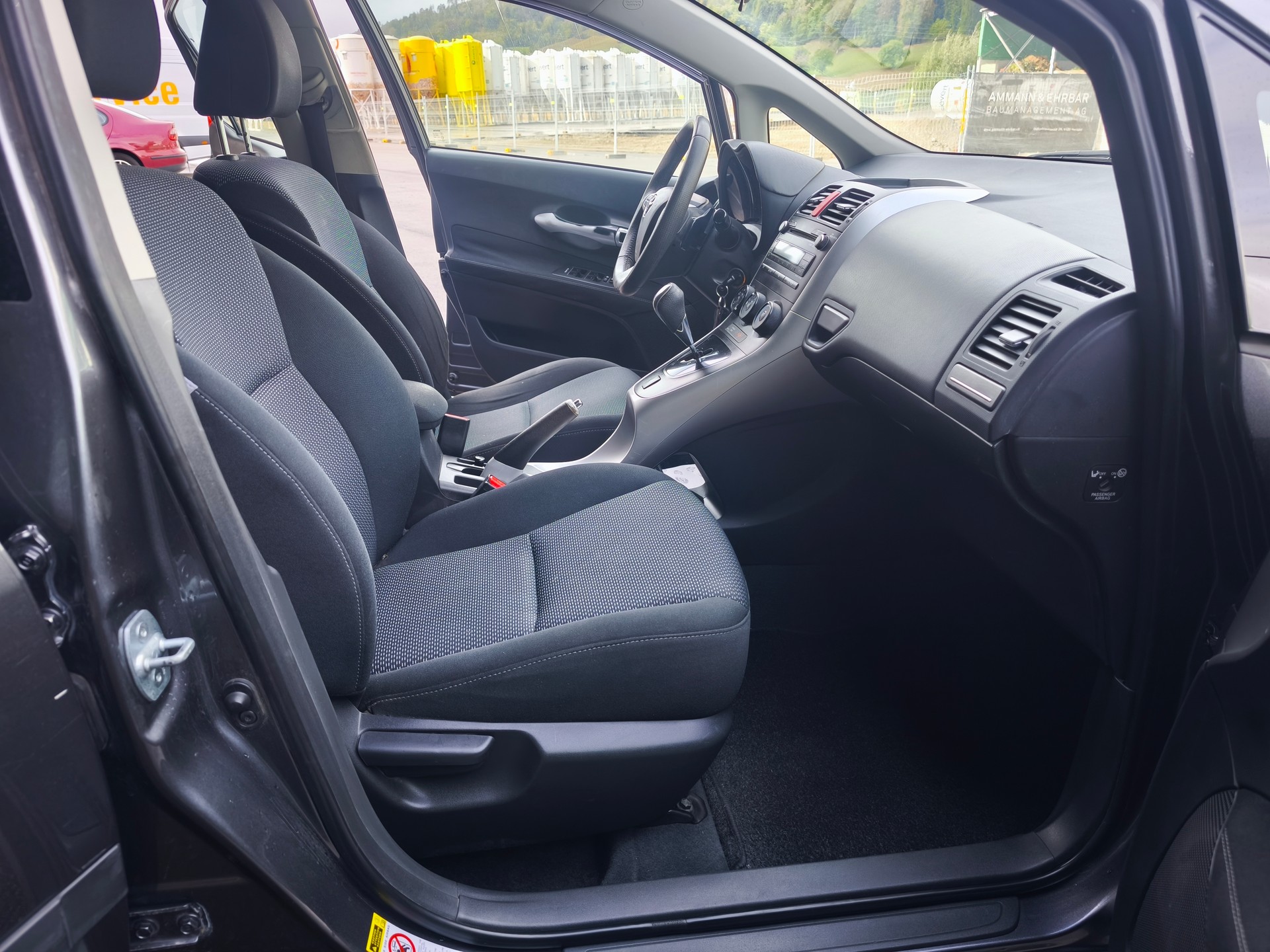 TOYOTA Auris 1.6 Linea Sol Multimode-image-6