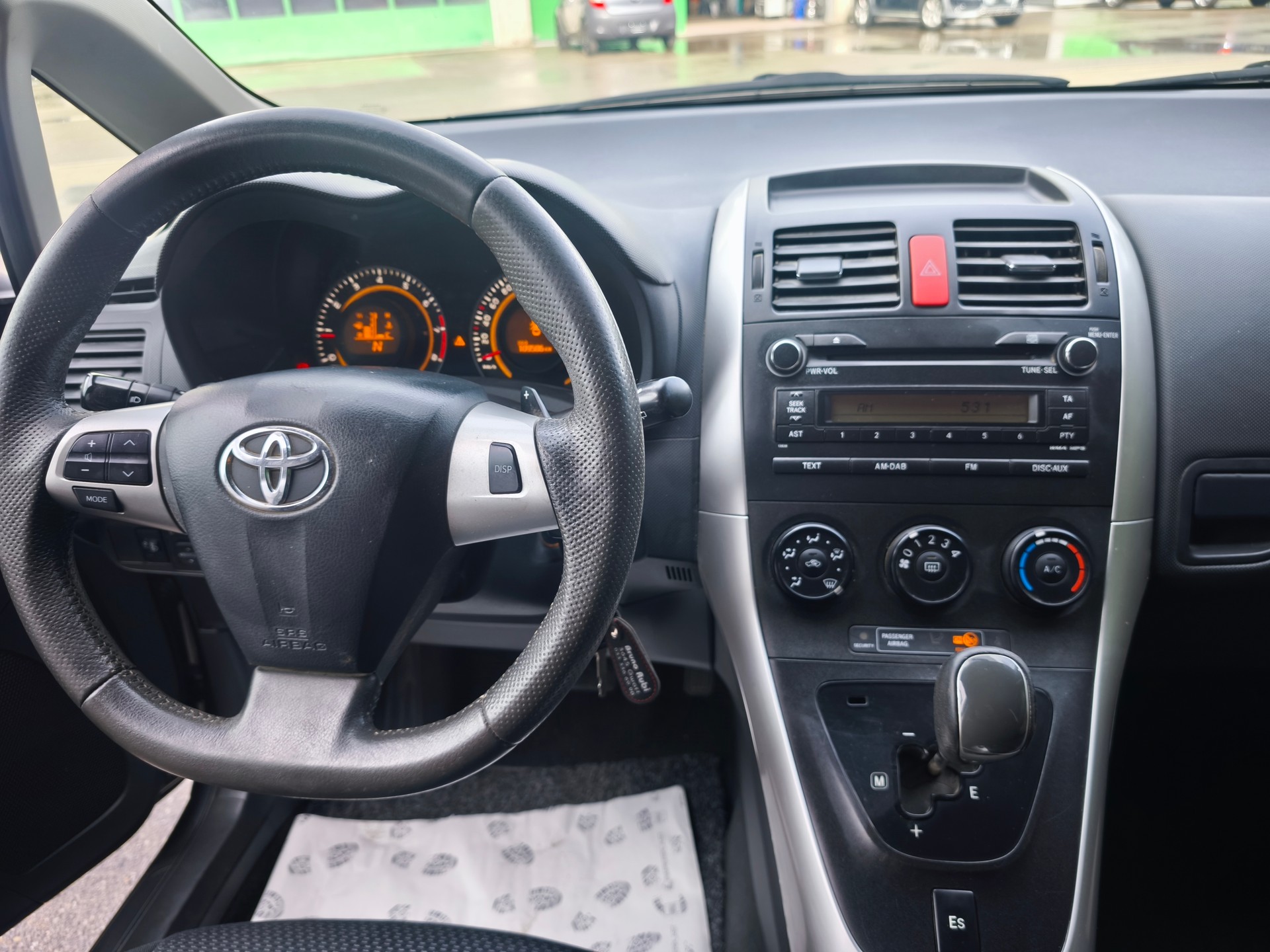 TOYOTA Auris 1.6 Linea Sol Multimode-image-9