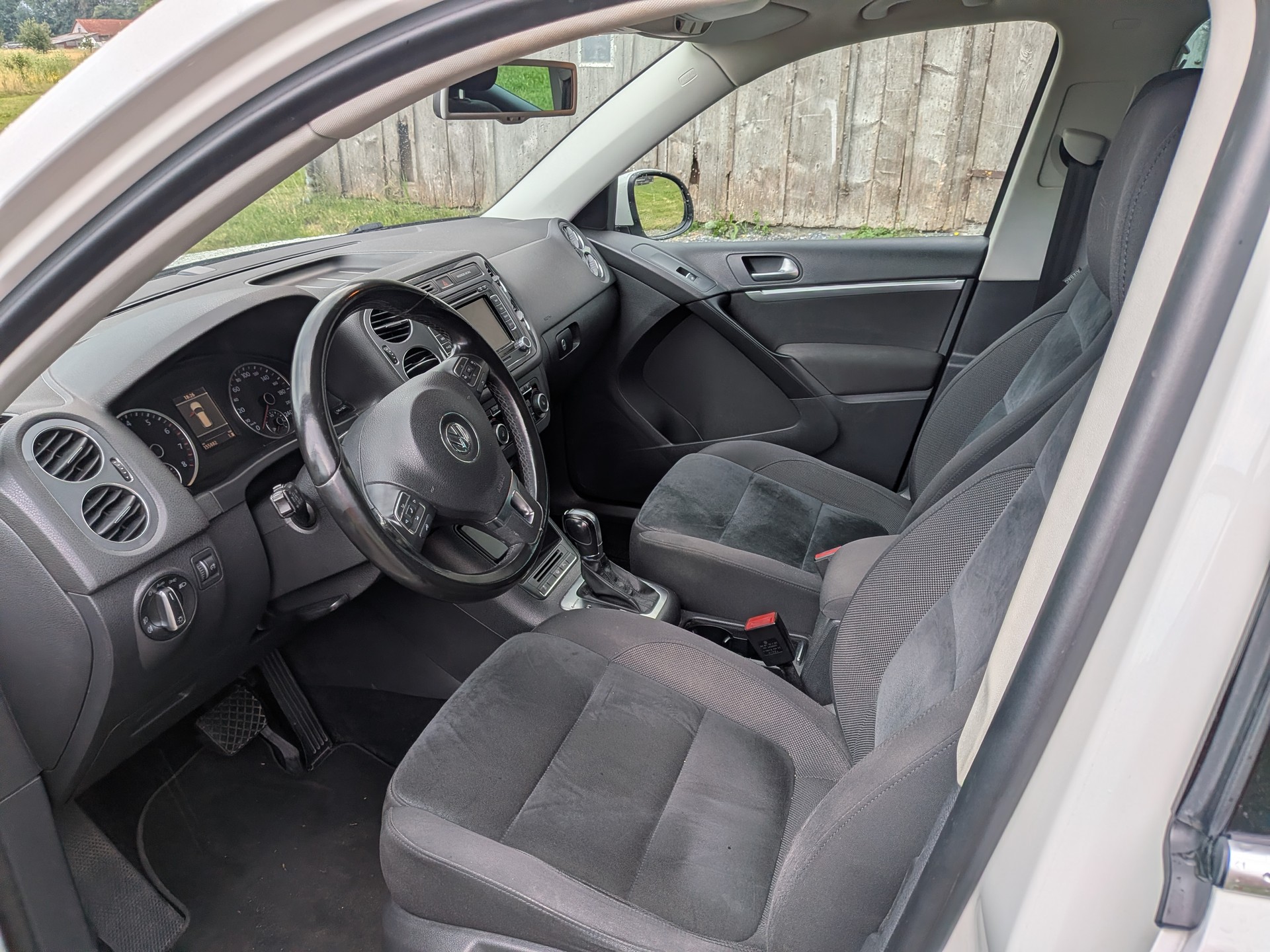 VW 2.0 TSI 180 Sport & Style DSG-image-4