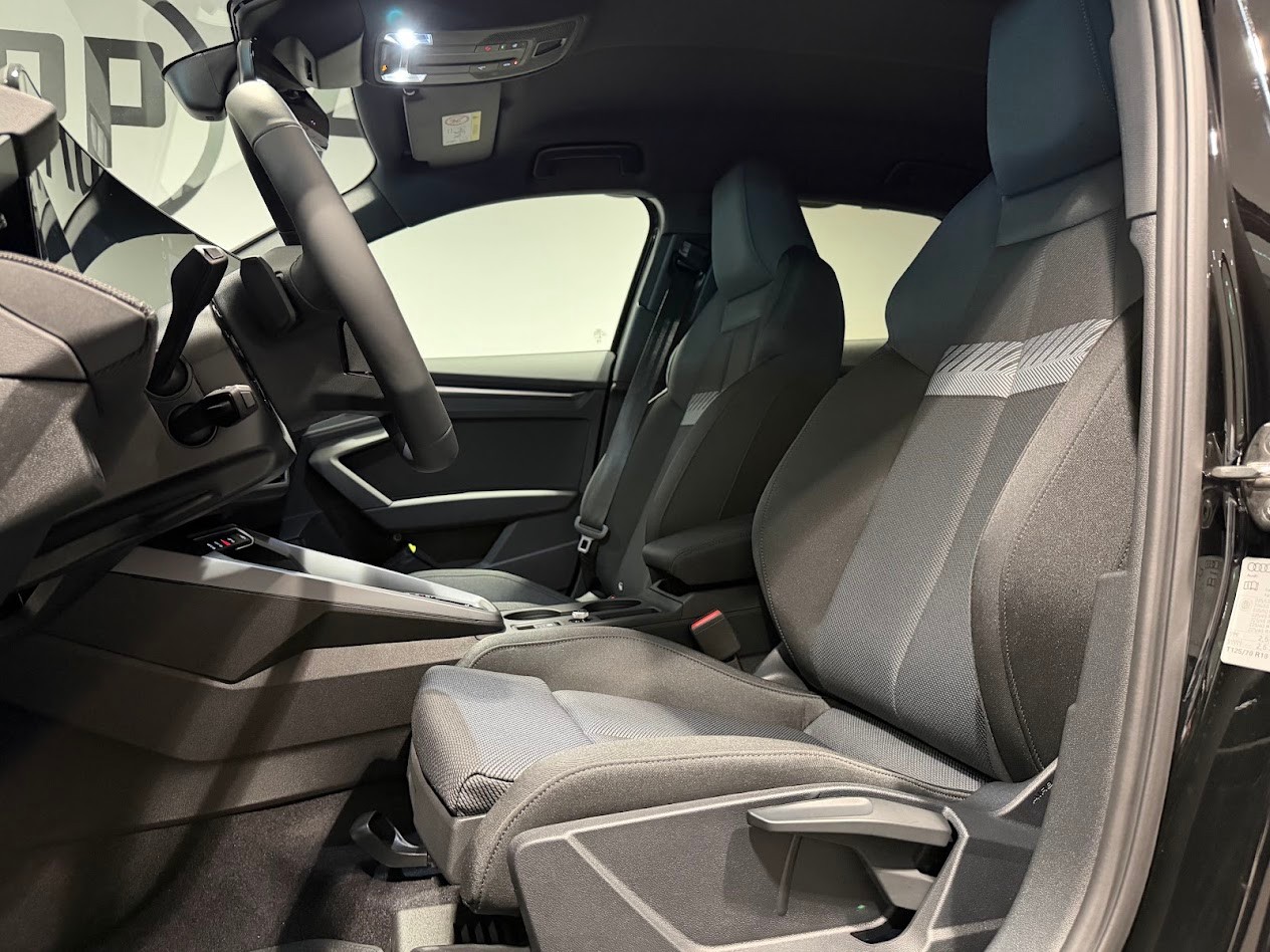 AUDI A3 Sportback TFSI 85 kW Ambition S-tronic-image-3