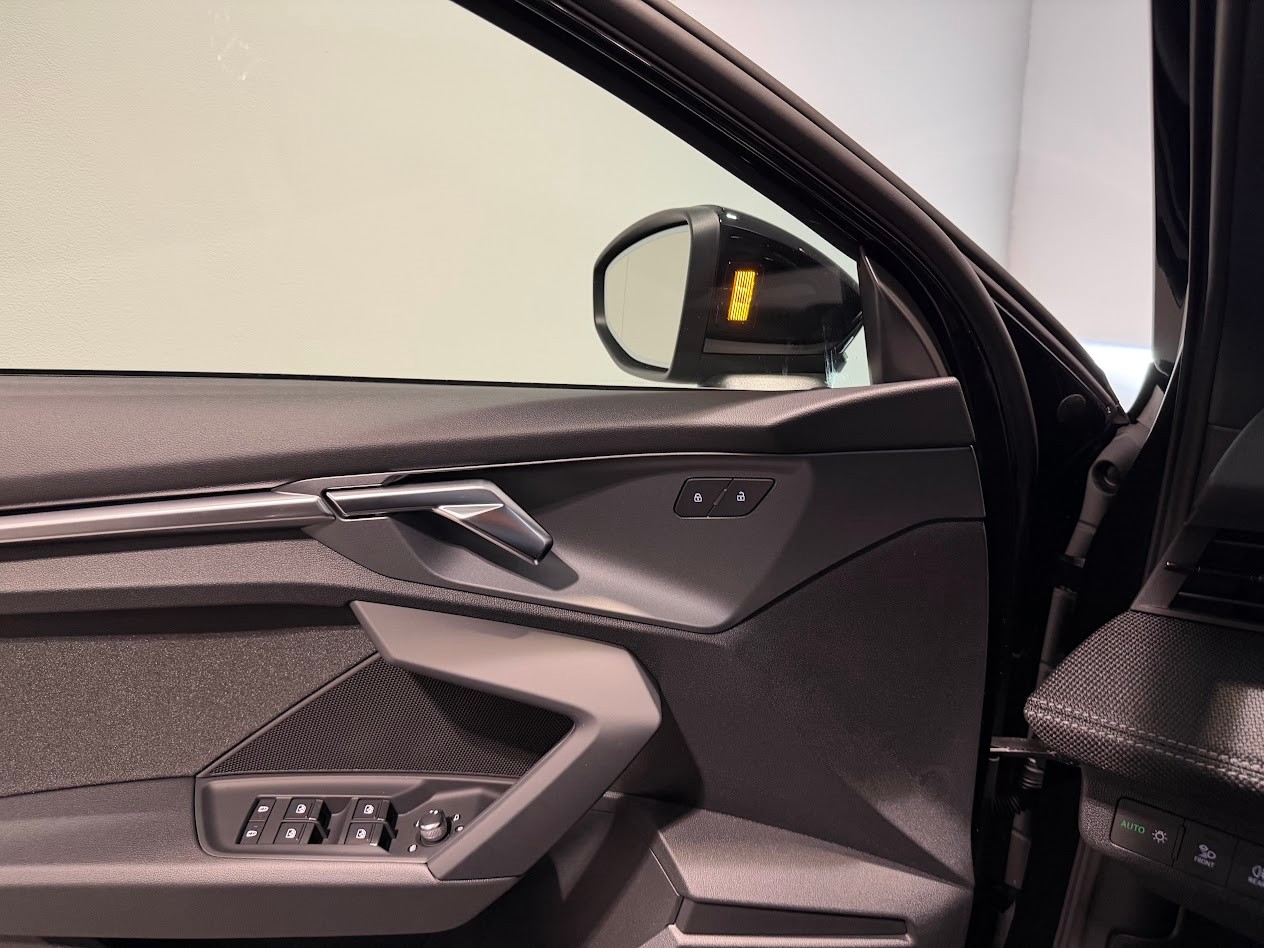 AUDI A3 Sportback TFSI 85 kW Ambition S-tronic-image-7