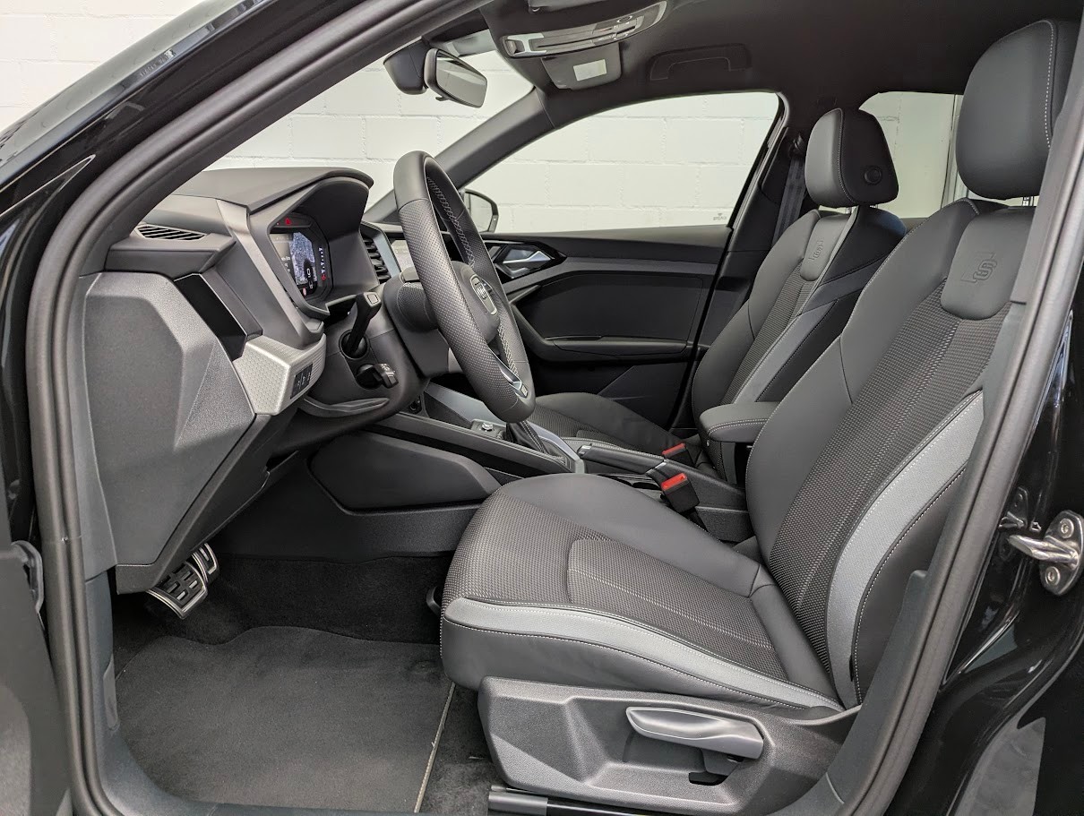 AUDI A1 Sportback 2.0 40 TFSI S Line S-Tronic*5J GAR S-LINE KOMPLETT NAVI+ VOLL-LED DÄMPFER ACC KEYLESS*-image-3