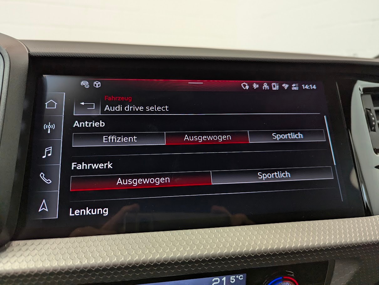 AUDI A1 Sportback 2.0 40 TFSI S Line S-Tronic*5J GAR S-LINE KOMPLETT NAVI+ VOLL-LED DÄMPFER ACC KEYLESS*-image-16