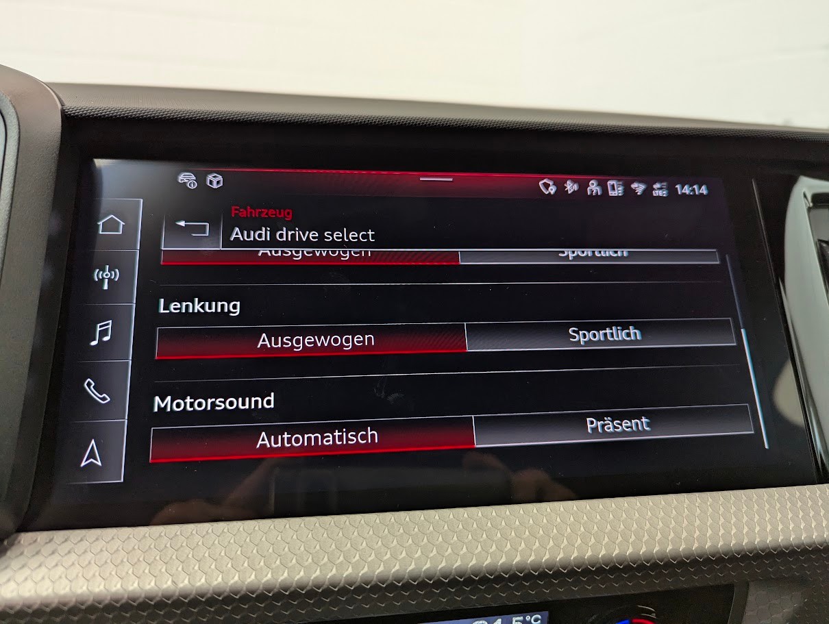 AUDI A1 Sportback 2.0 40 TFSI S Line S-Tronic*5J GAR S-LINE KOMPLETT NAVI+ VOLL-LED DÄMPFER ACC KEYLESS*-image-17