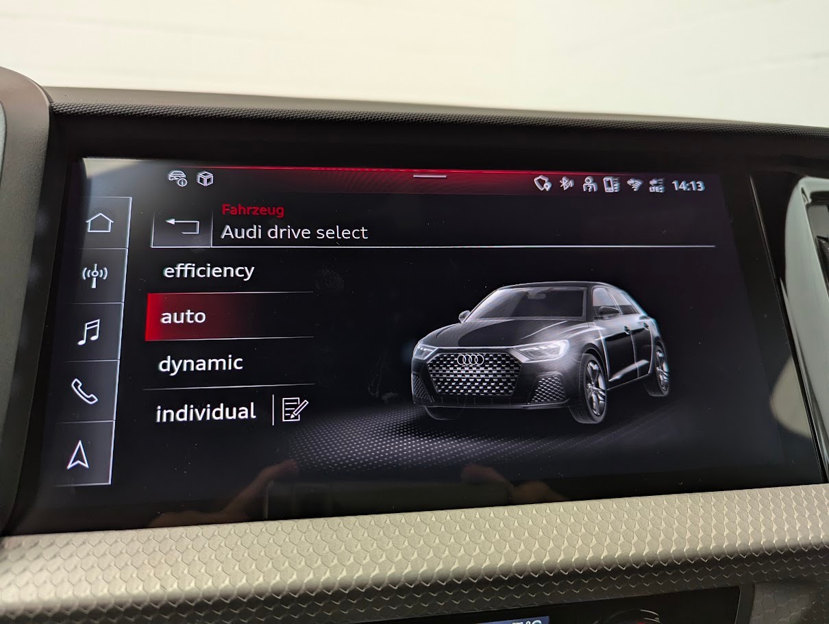 AUDI A1 Sportback 2.0 40 TFSI S Line S-Tronic*5J GAR S-LINE KOMPLETT NAVI+ VOLL-LED DÄMPFER ACC KEYLESS*-image-15