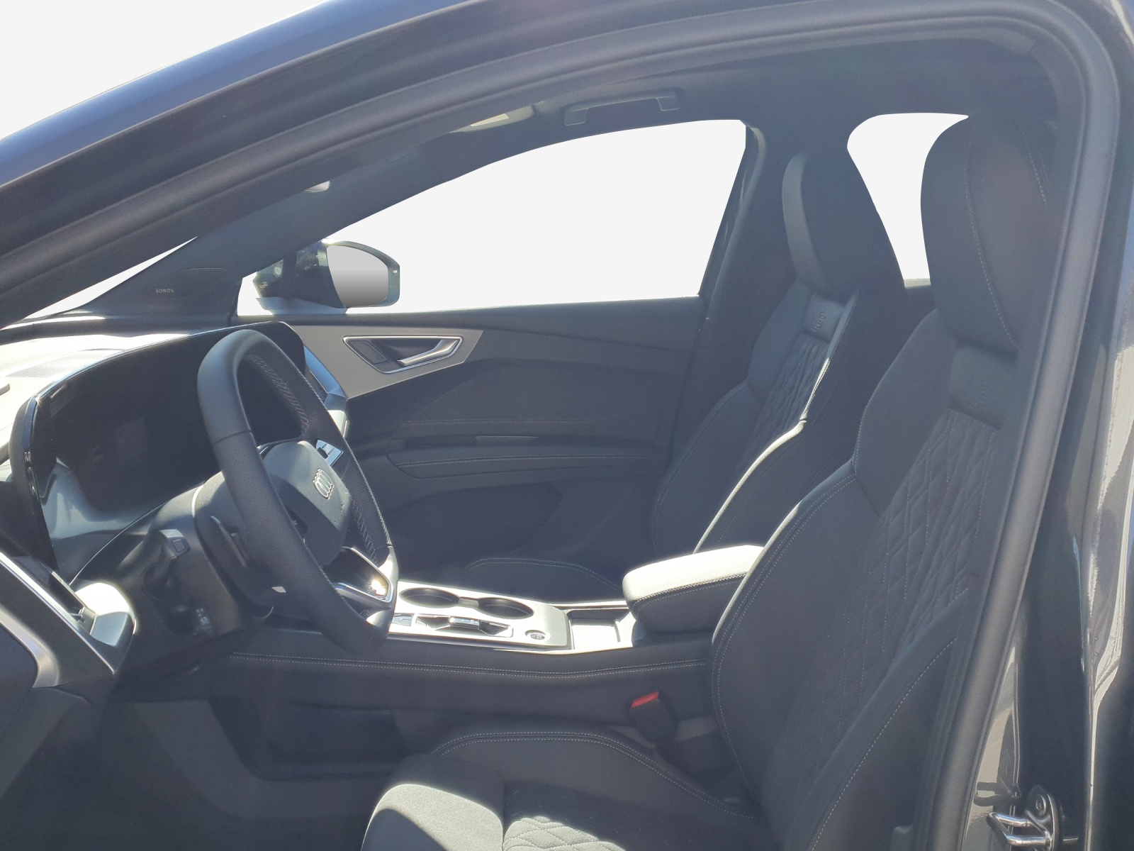 AUDI Q4 Sportback e-tron quattro performance Swiss Ski-image-7