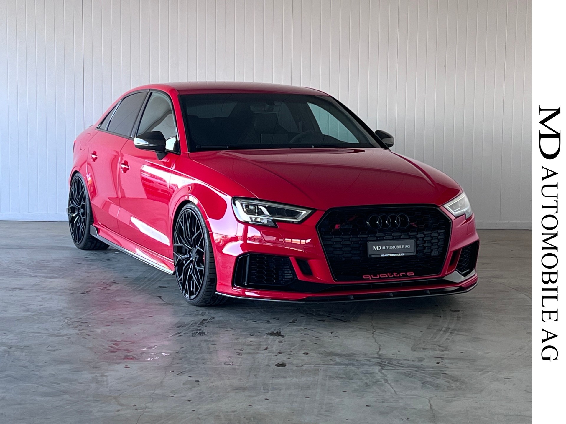 AUDI RS3 Limousine 2.5 TSI quattro S-tronic-image-0