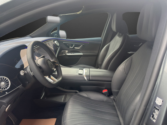 MERCEDES-BENZ EQE 500 4 Matic Exe. Ed.-image-6