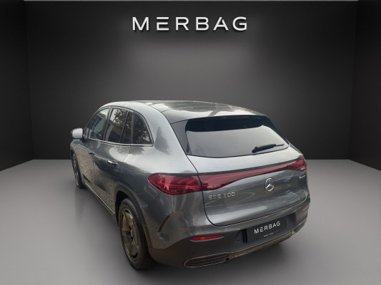MERCEDES-BENZ EQE 500 4 Matic Exe. Ed.-image-3