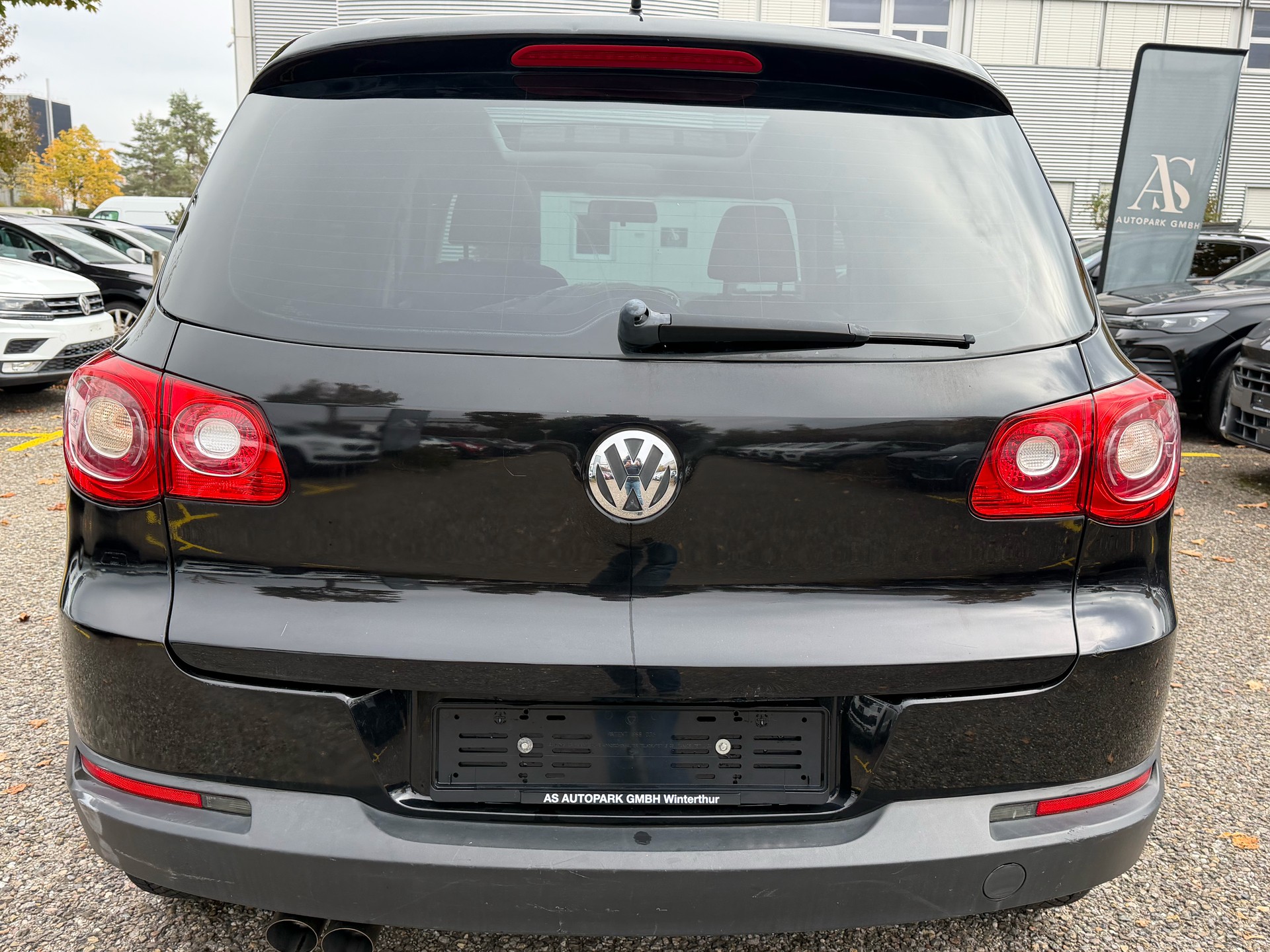 VW Tiguan 2.0 TDI Sport&Style Tiptronic-image-5