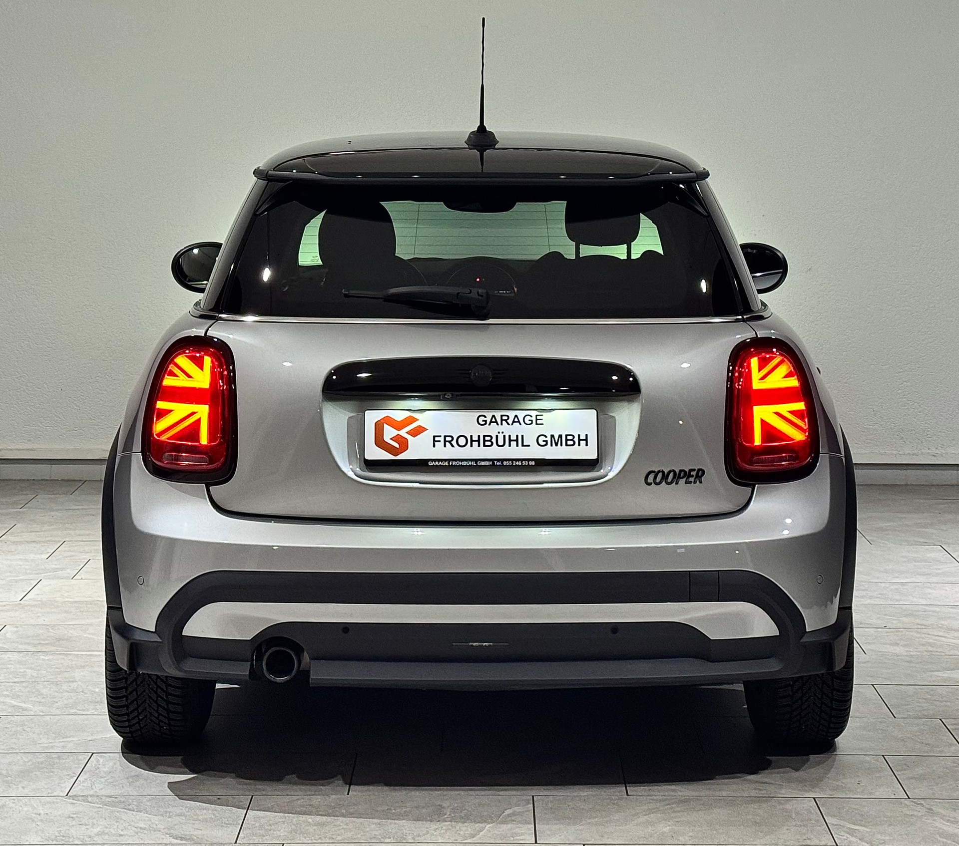 MINI Cooper Camden Edition Steptronic DKG I CH I-image-5