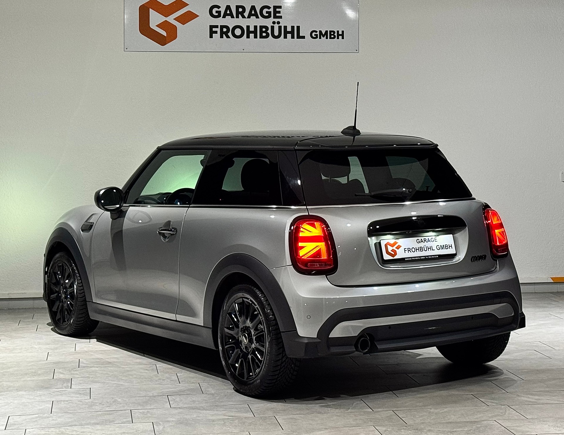 MINI Cooper Camden Edition Steptronic DKG I CH I-image-6
