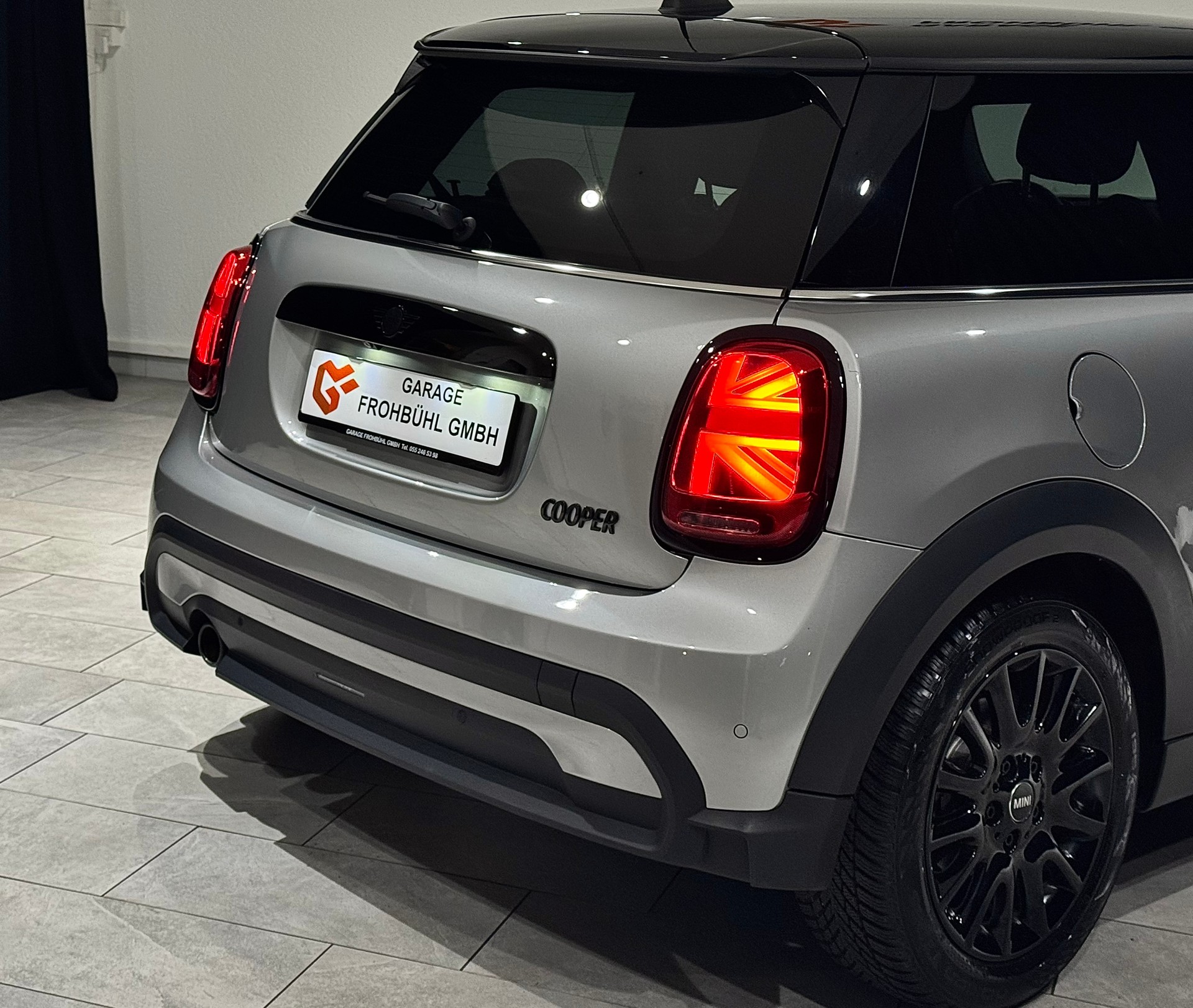 MINI Cooper Camden Edition Steptronic DKG I CH I-image-11