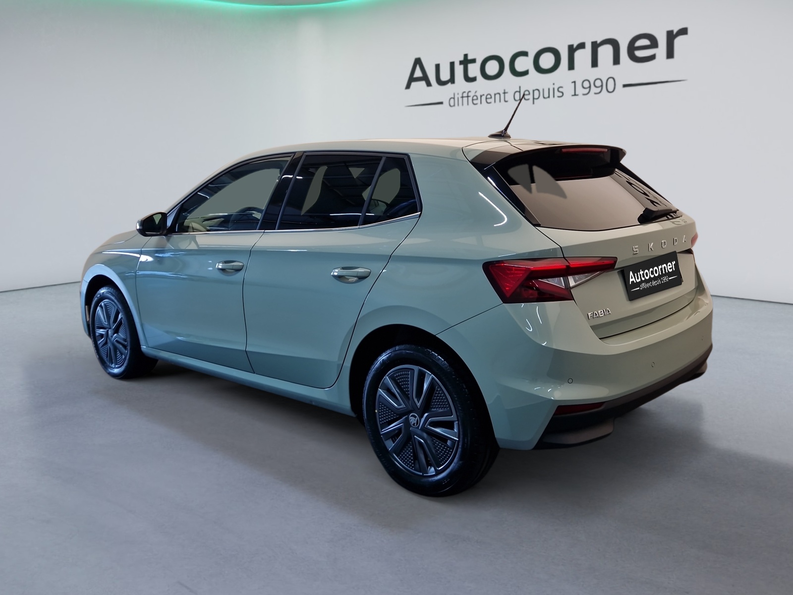 SKODA Fabia 1.0 TSI Dynamic DSG-image-2