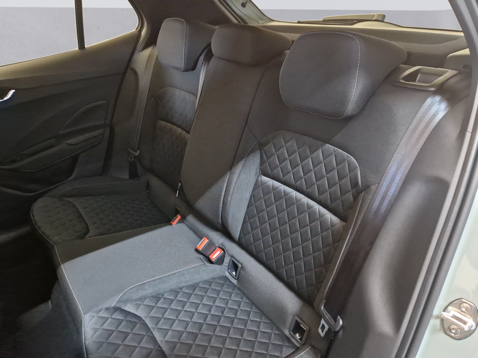SKODA Fabia 1.0 TSI Dynamic DSG-image-11