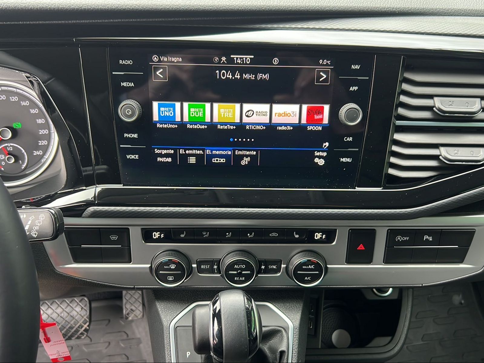 VW T6.1 California 2.0 TDI Beach Liberty Spirit DSG-image-13