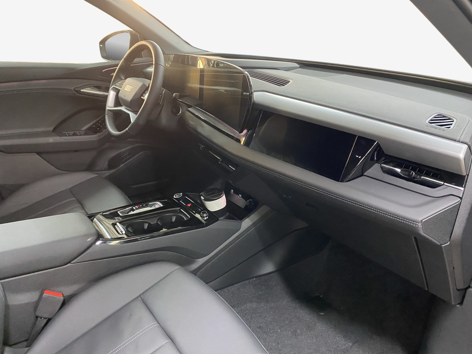 AUDI Q6 e-tron quattro-image-14