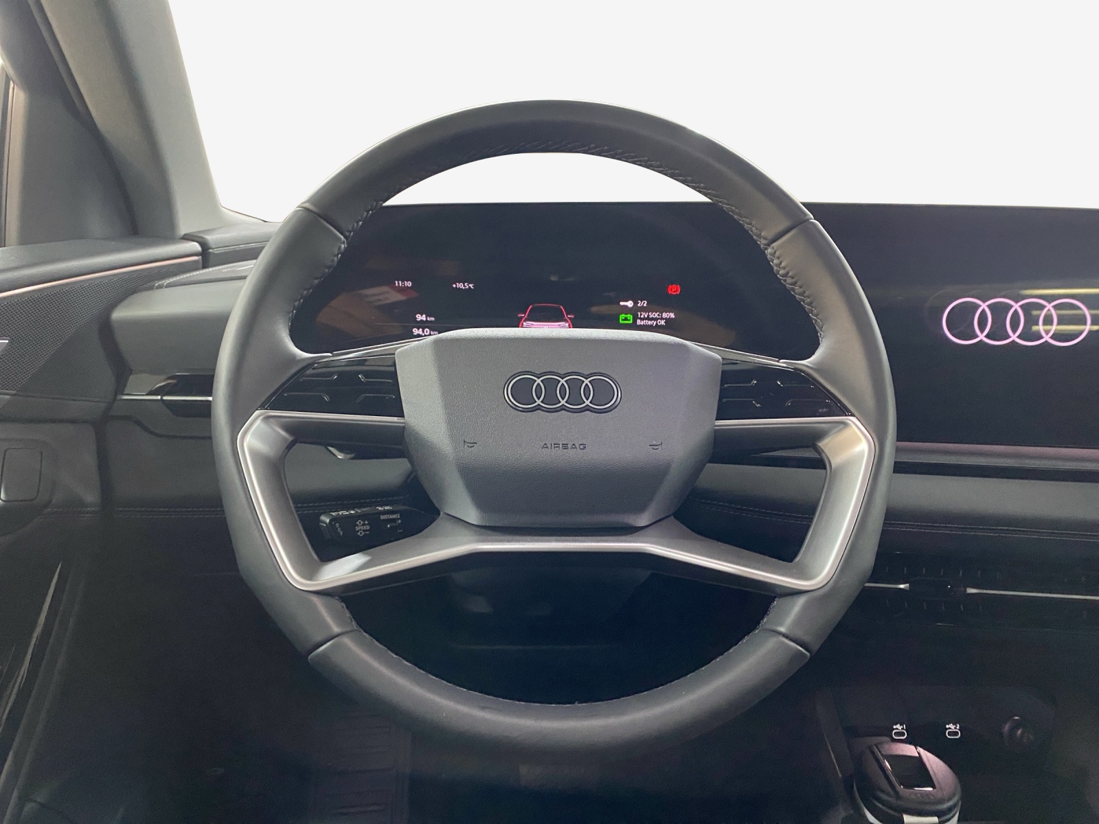 AUDI Q6 e-tron quattro-image-10