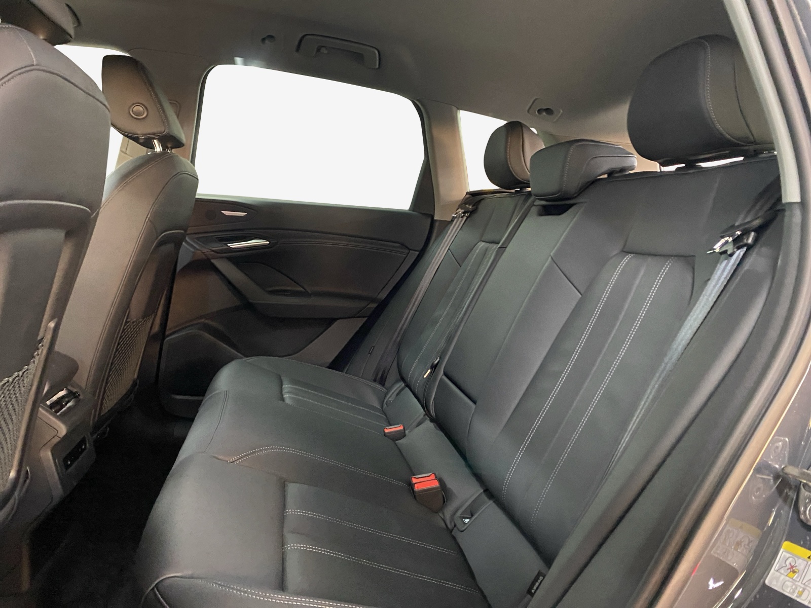 AUDI Q6 e-tron quattro-image-12