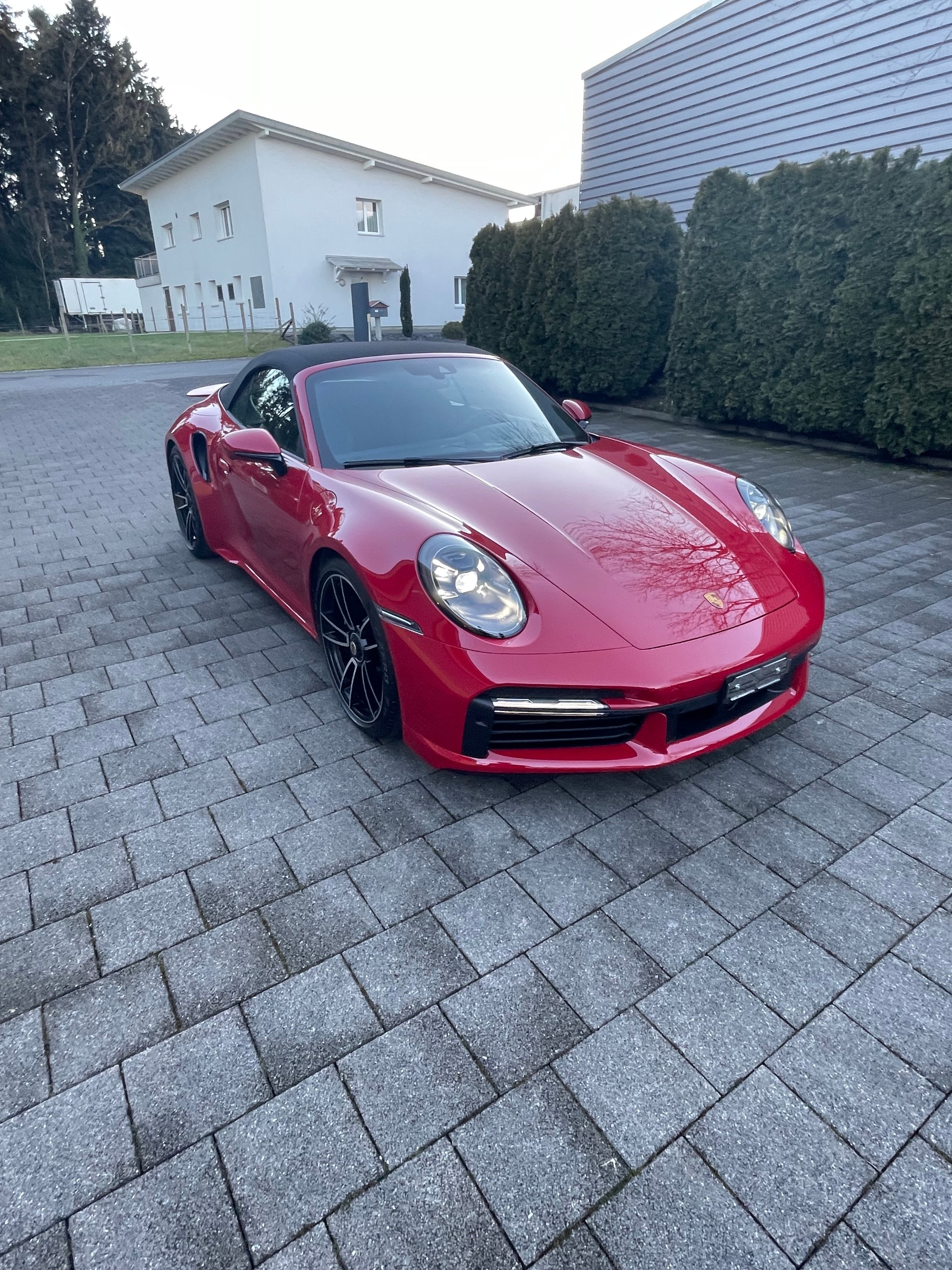 PORSCHE 911 Turbo S Cabriolet PDK-image-0