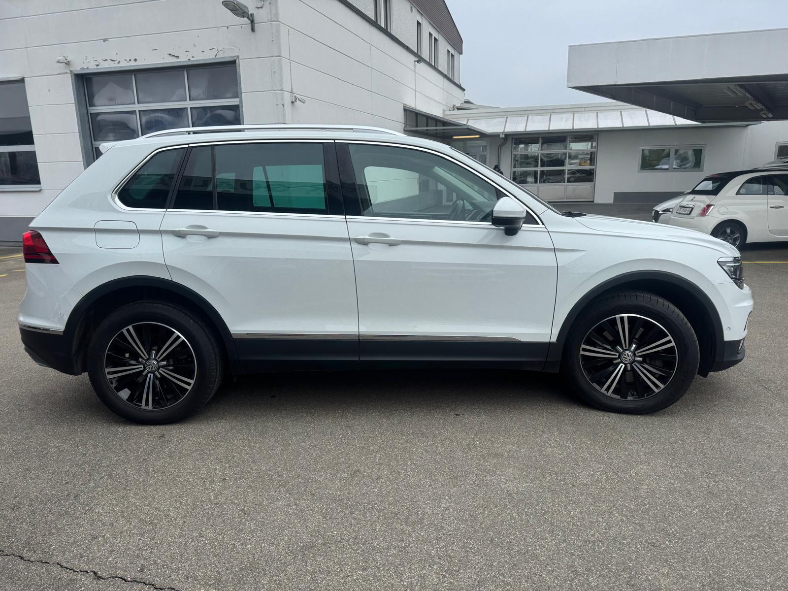 VW Tiguan 2.0 TDI SCR Highline 4Motion DSG-image-3