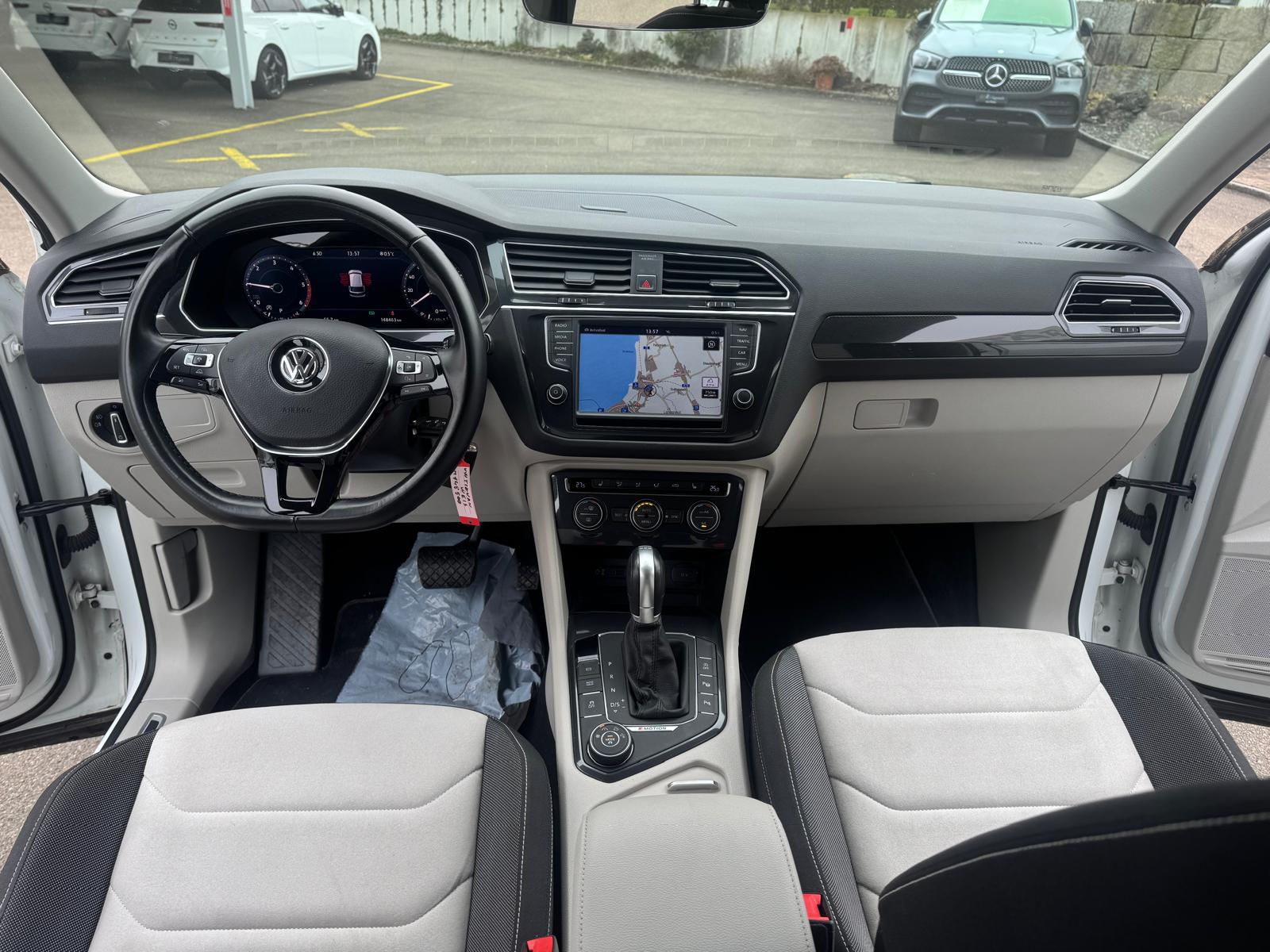 VW Tiguan 2.0 TDI SCR Highline 4Motion DSG-image-11