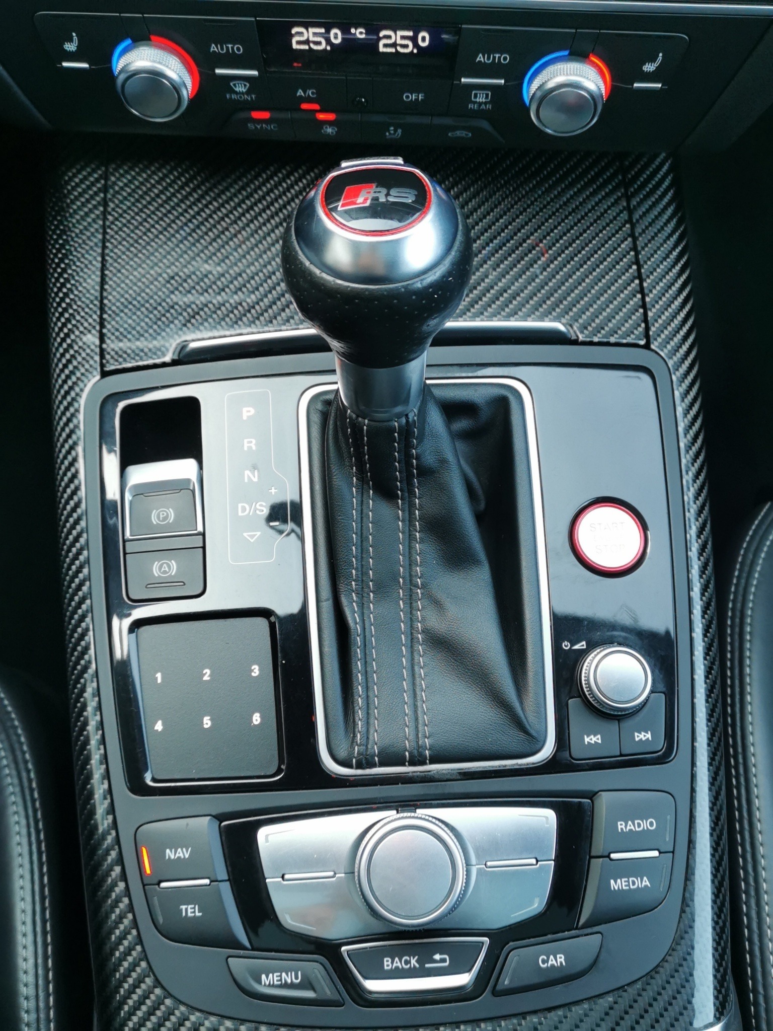 AUDI RS6 Avant 4.0 TFSI V8 performance quattro-image-19