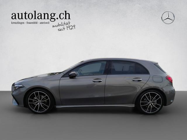 MERCEDES-BENZ A 200 AMG Line Night Star-showroom-element-1