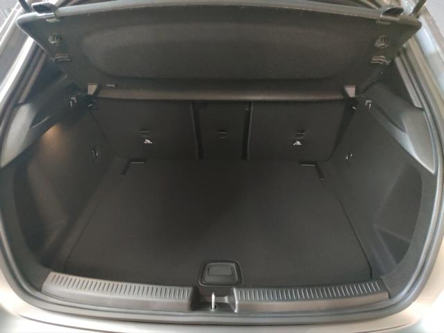 MERCEDES-BENZ A 200 AMG Line Night Star-image-7