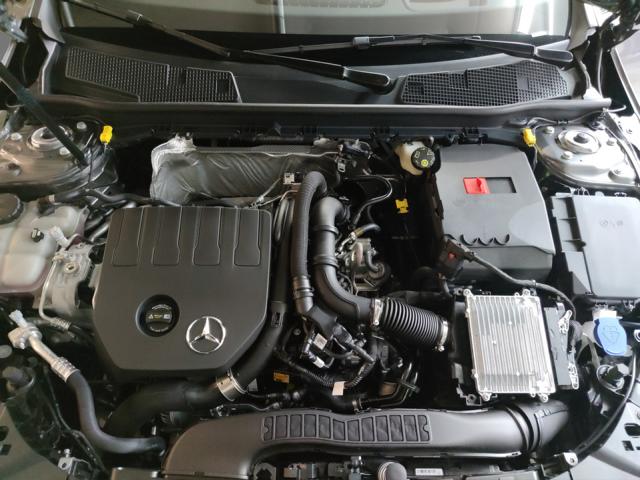 MERCEDES-BENZ A 200 AMG Line Night Star-image-8