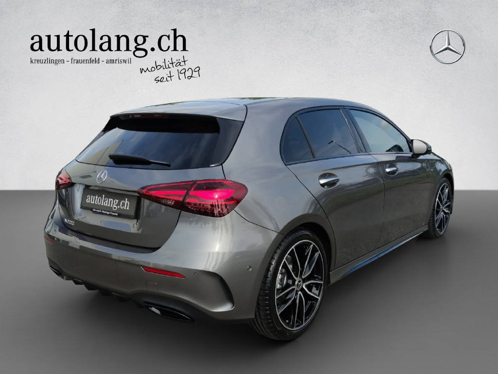 MERCEDES-BENZ A 200 AMG Line Night Star-image-4