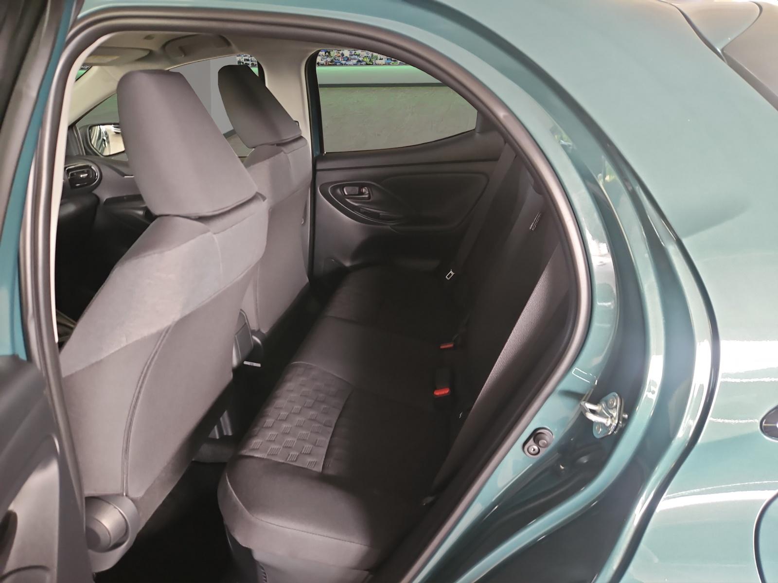 TOYOTA Yaris 1.5 VVT-i HSD Trend-image-9