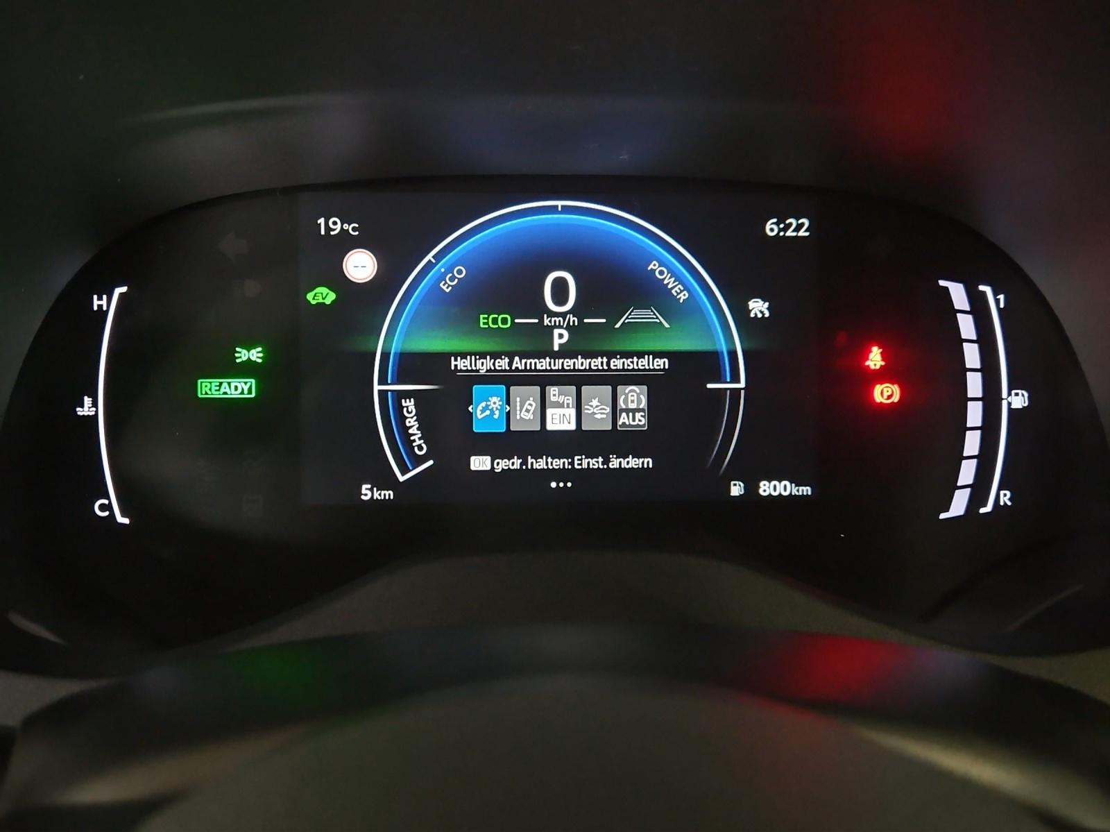 TOYOTA Yaris 1.5 VVT-i HSD Trend-image-11