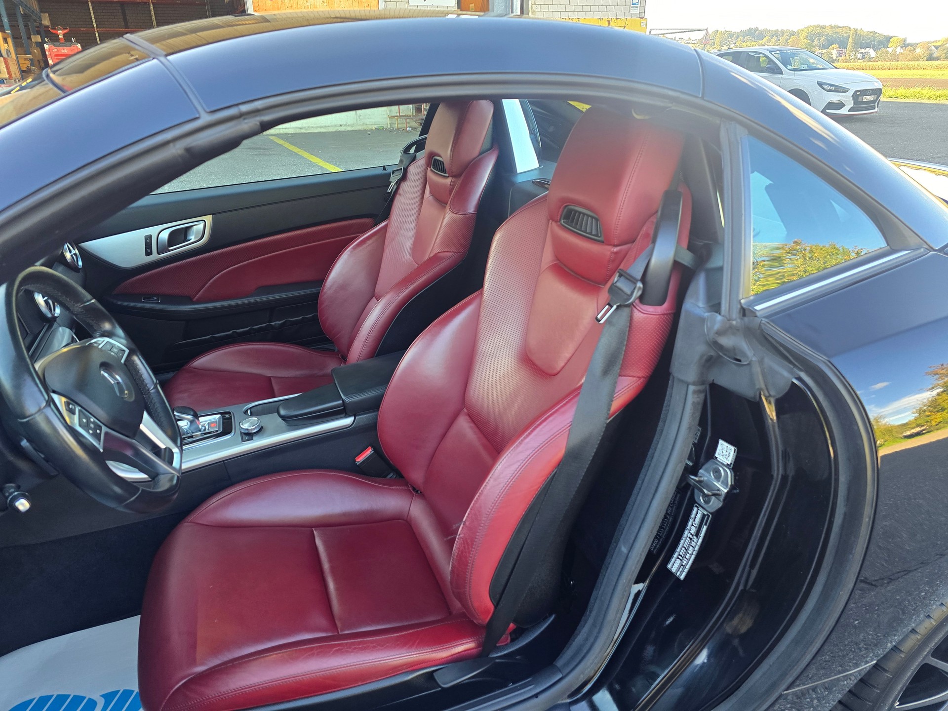 MERCEDES-BENZ SLK 300 9G-Tronic-image-17