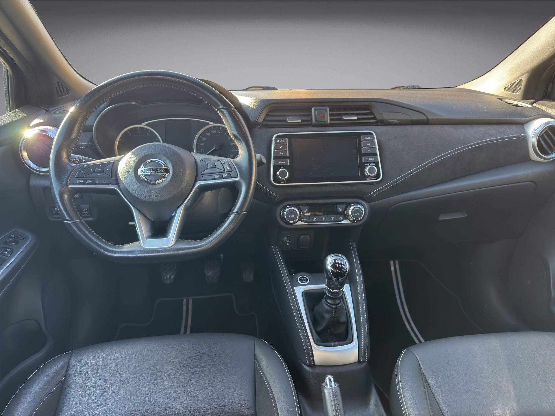 NISSAN Micra 1.0 DIG-T N-Sport-image-7